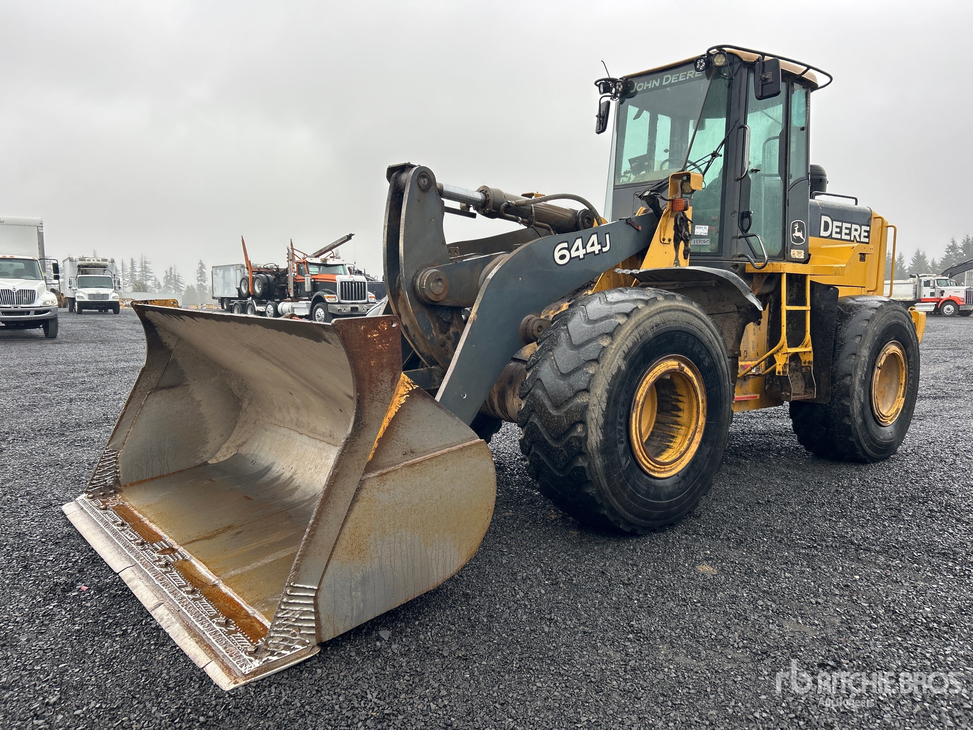 Photo of 2006 John Deere 644J