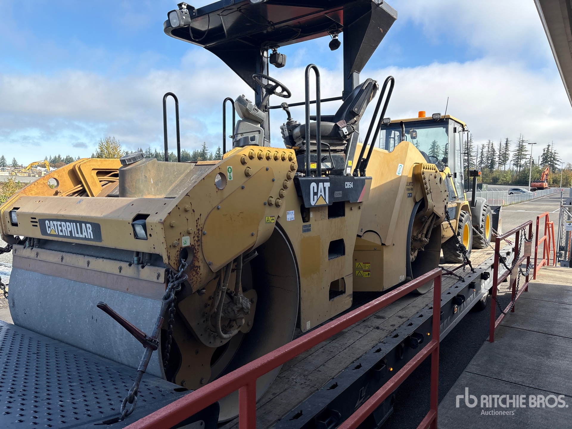 2009 Caterpillar CB54