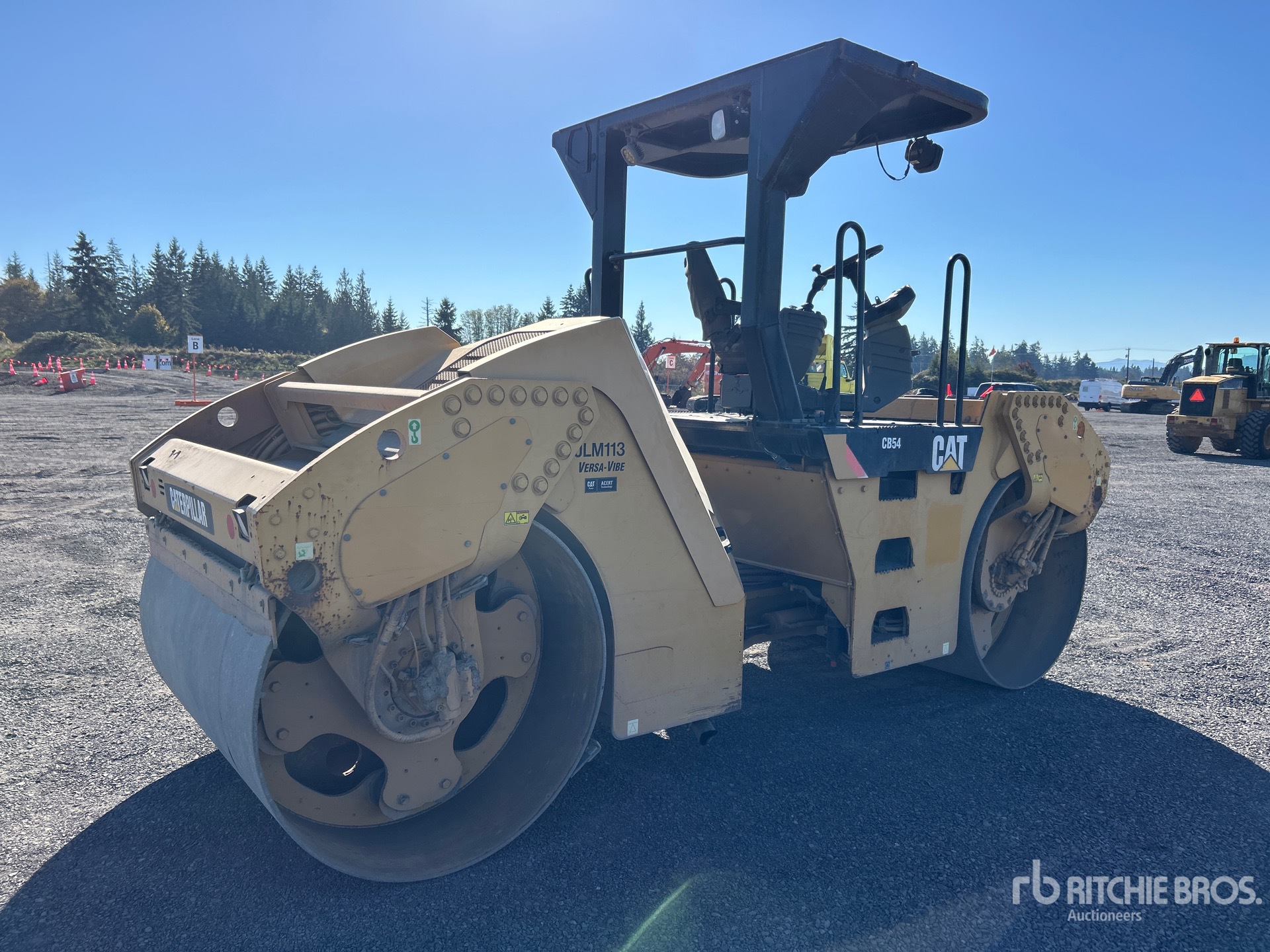 2009 Caterpillar CB54