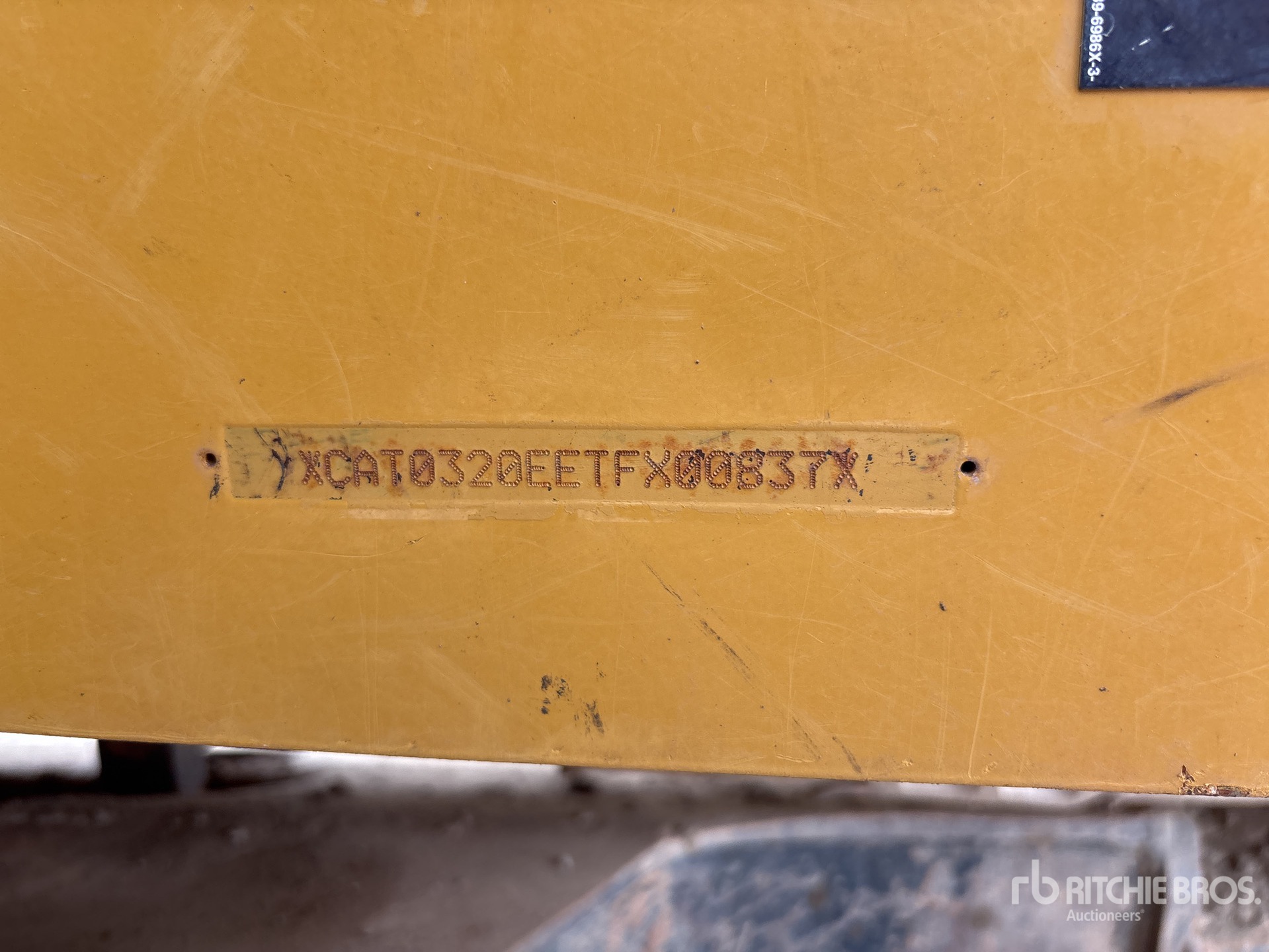 2014 Caterpillar 320E L RR
