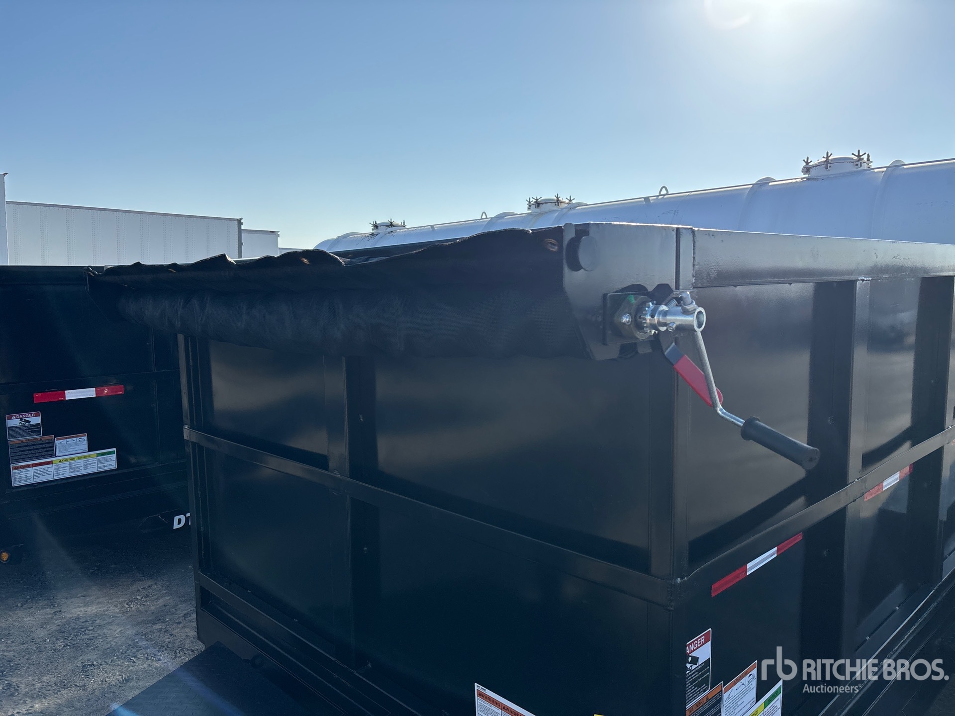 2027 DENTON 14 FT T/A