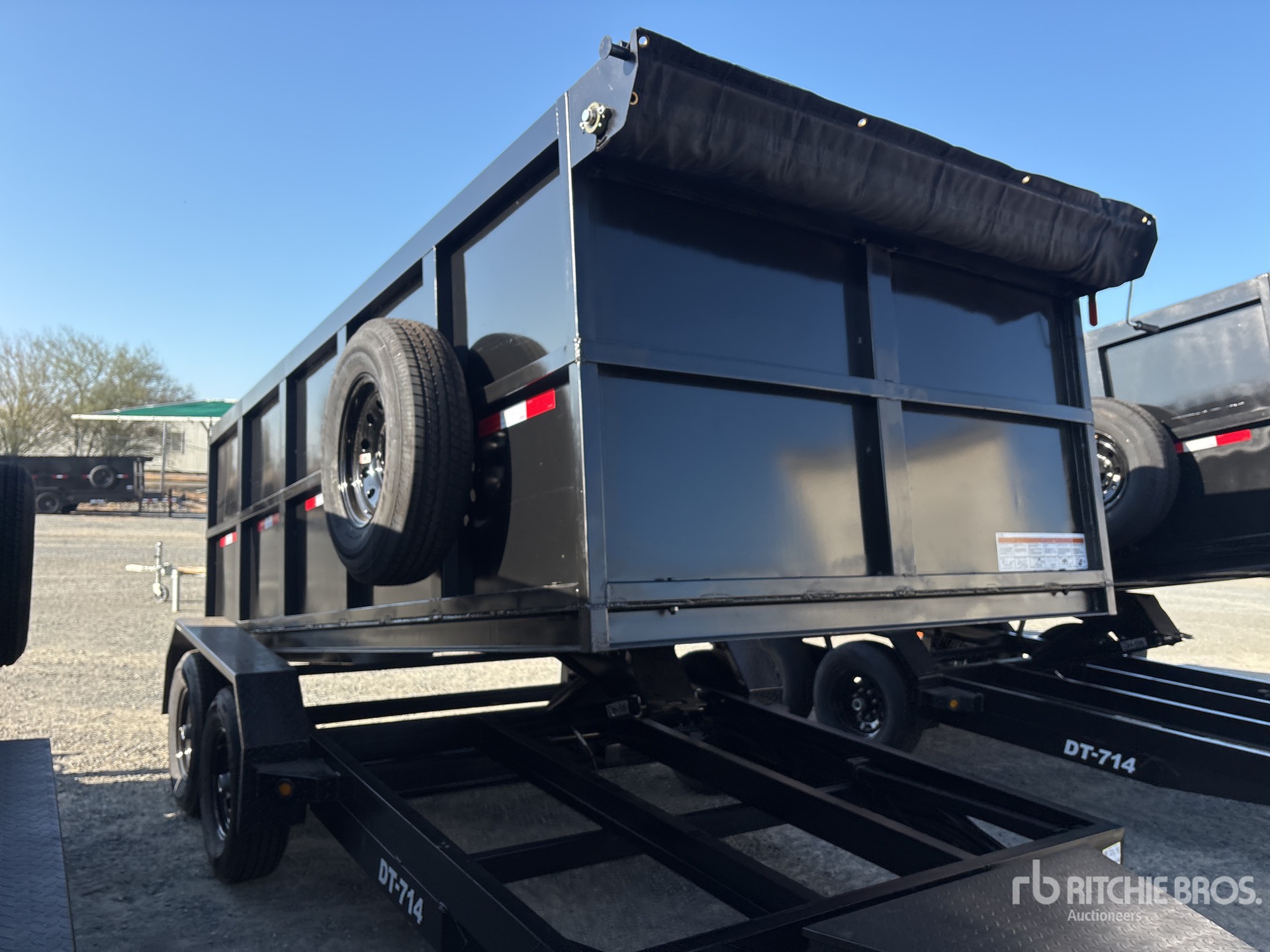 2027 DENTON 14 FT T/A