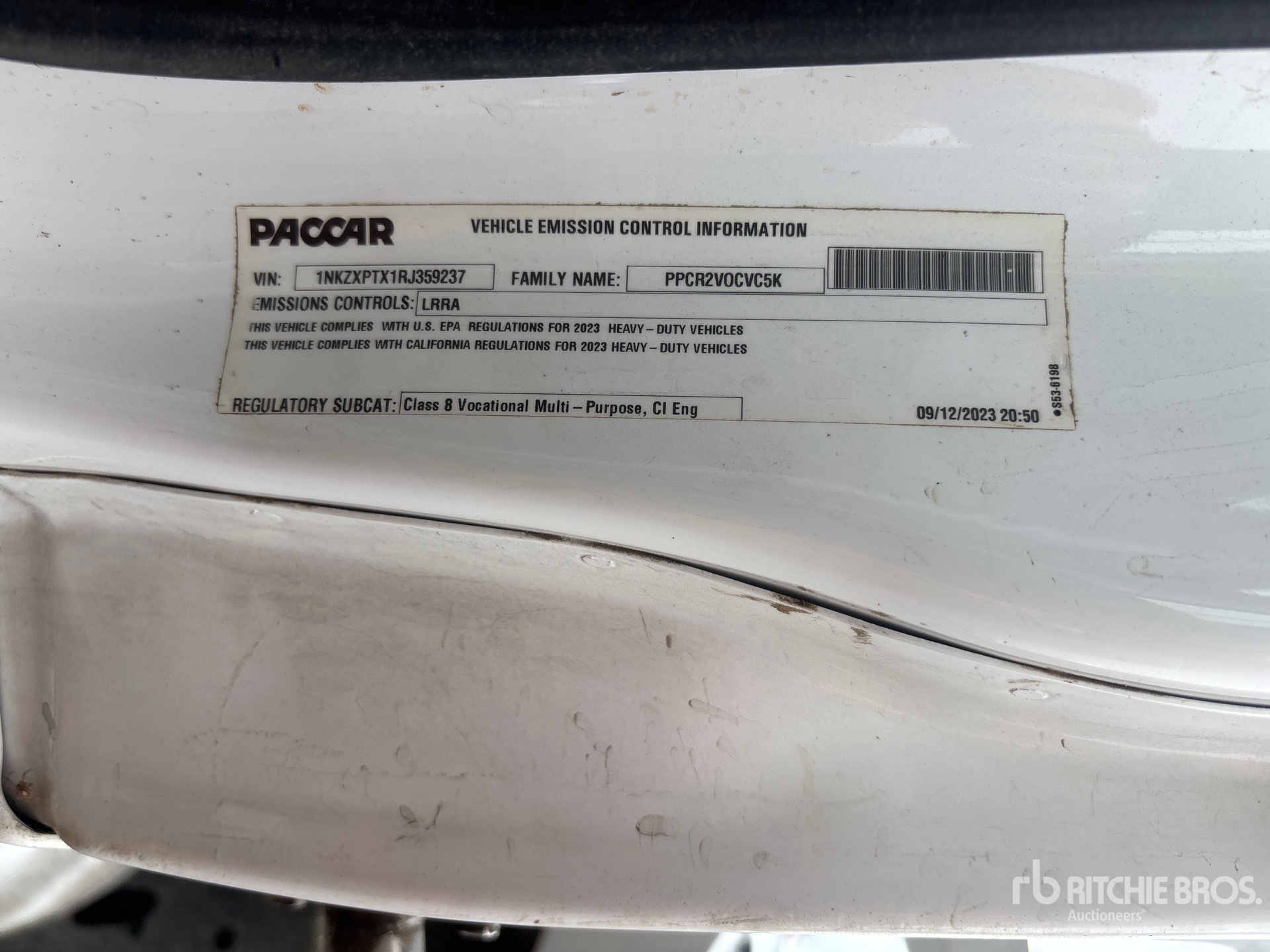 2024 Kenworth T880