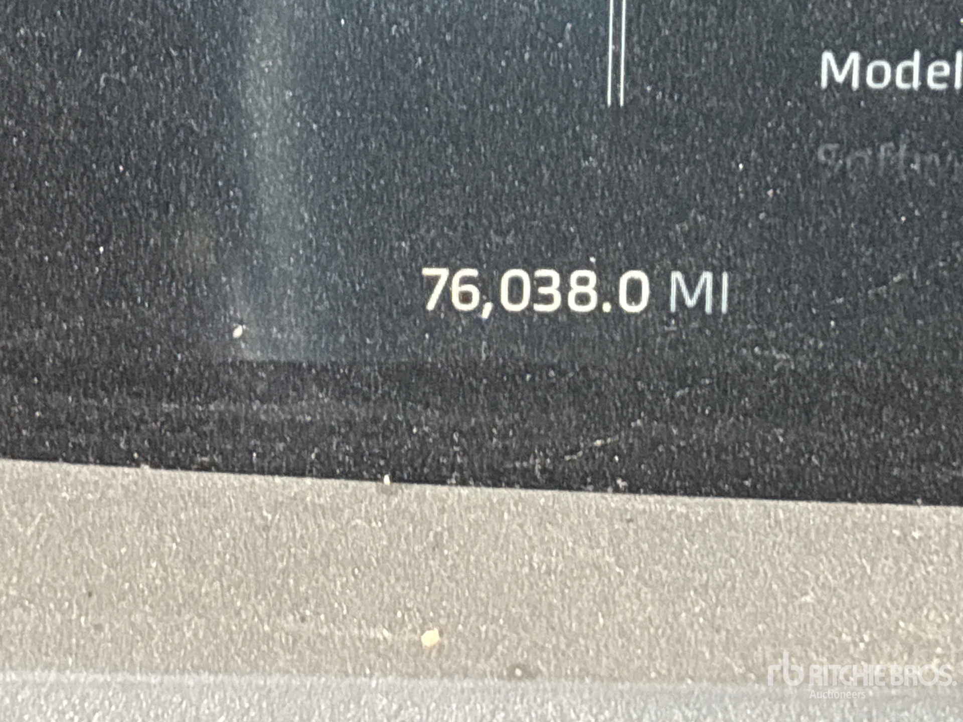 2024 Kenworth T880
