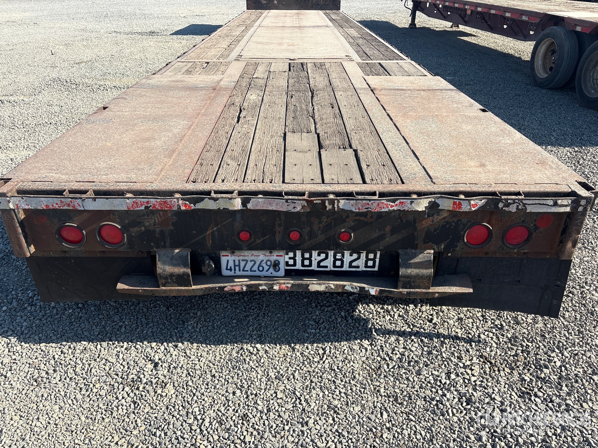 1996 Fontaine 48 FT T/A