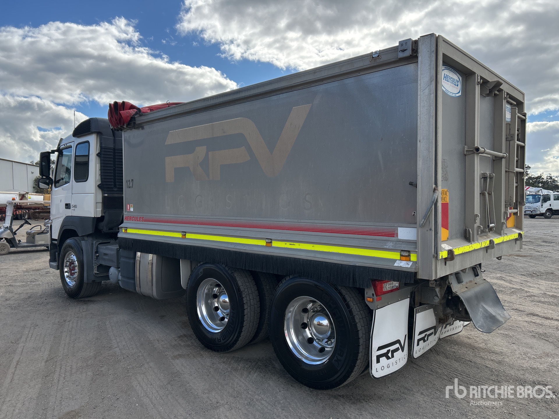 2018 Volvo FM540
