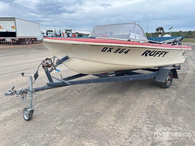 Caribbean Bay Boat