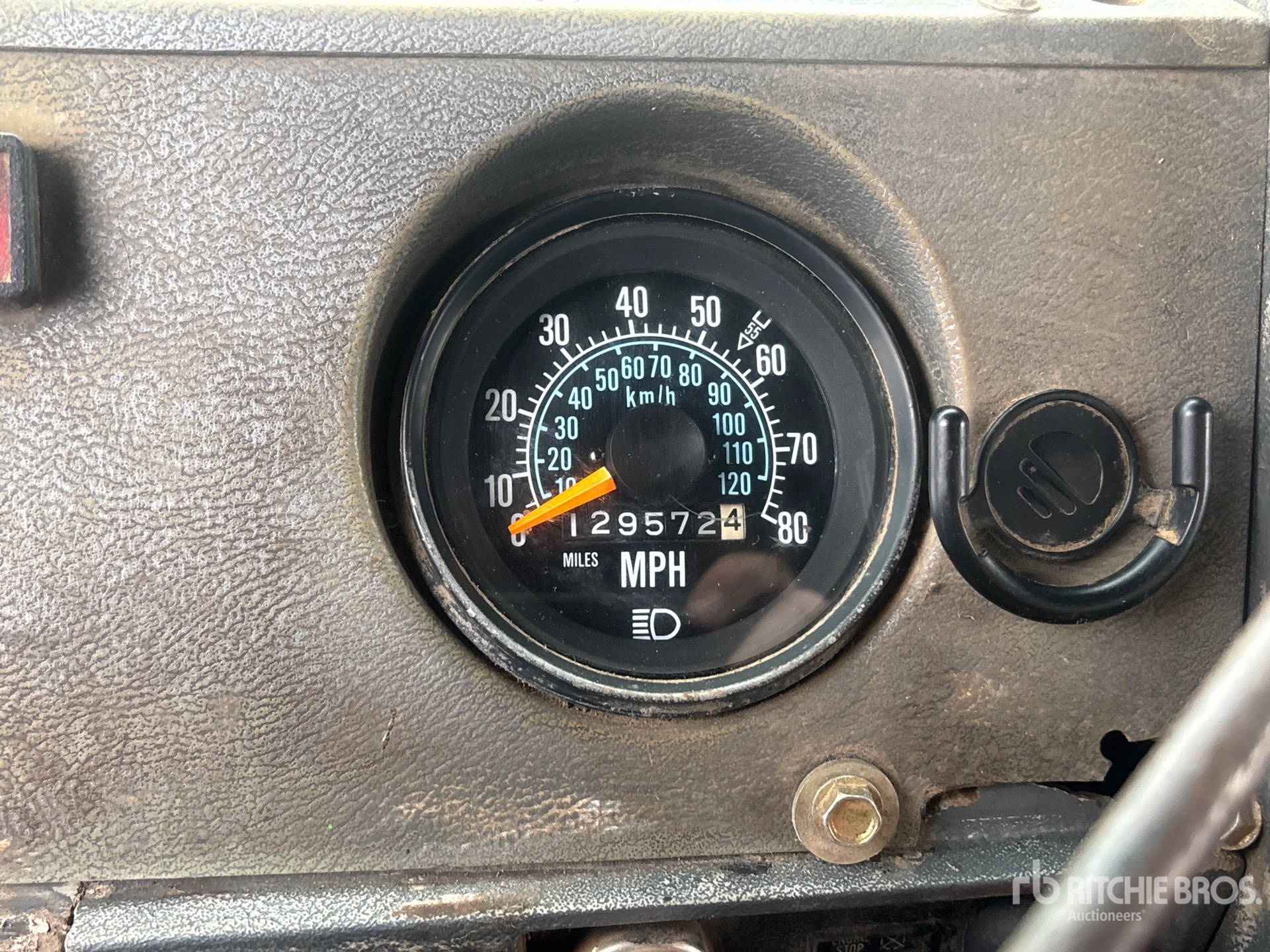 1990 Mack RD688S