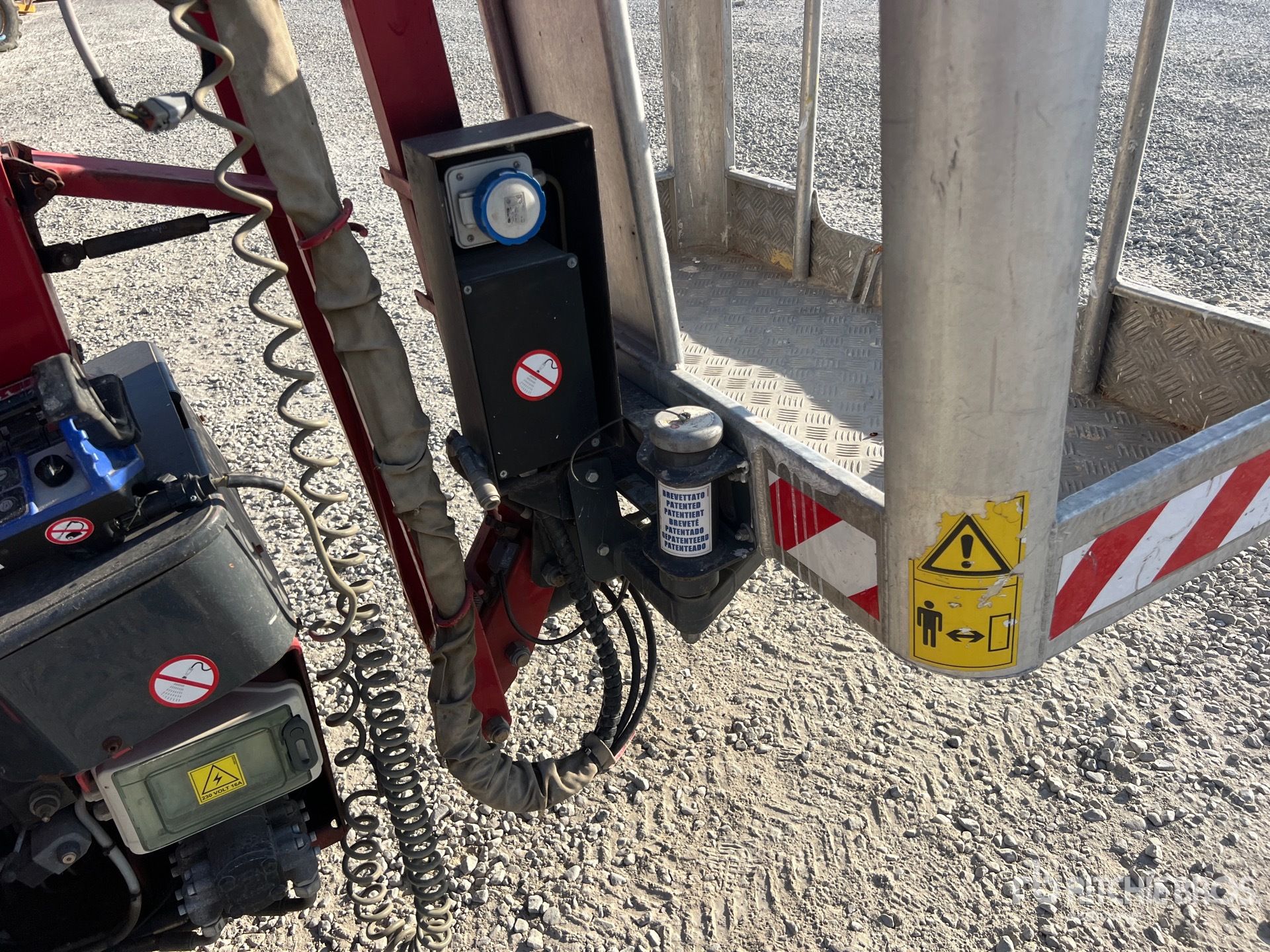 2018 Hinowa LIGHT LIFT 14.7