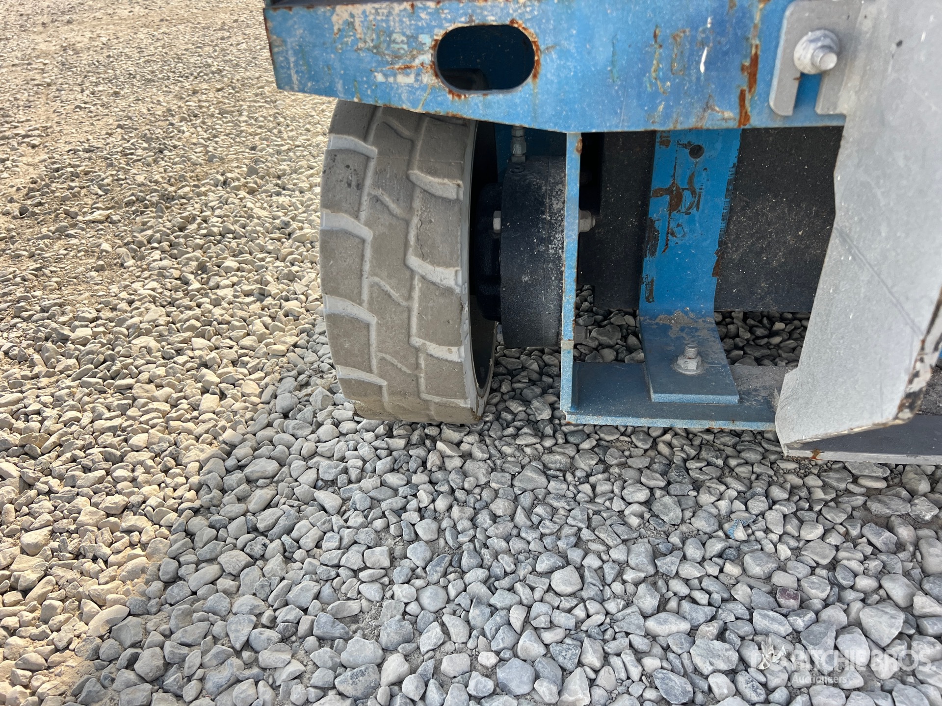 2019 Genie GS-3246