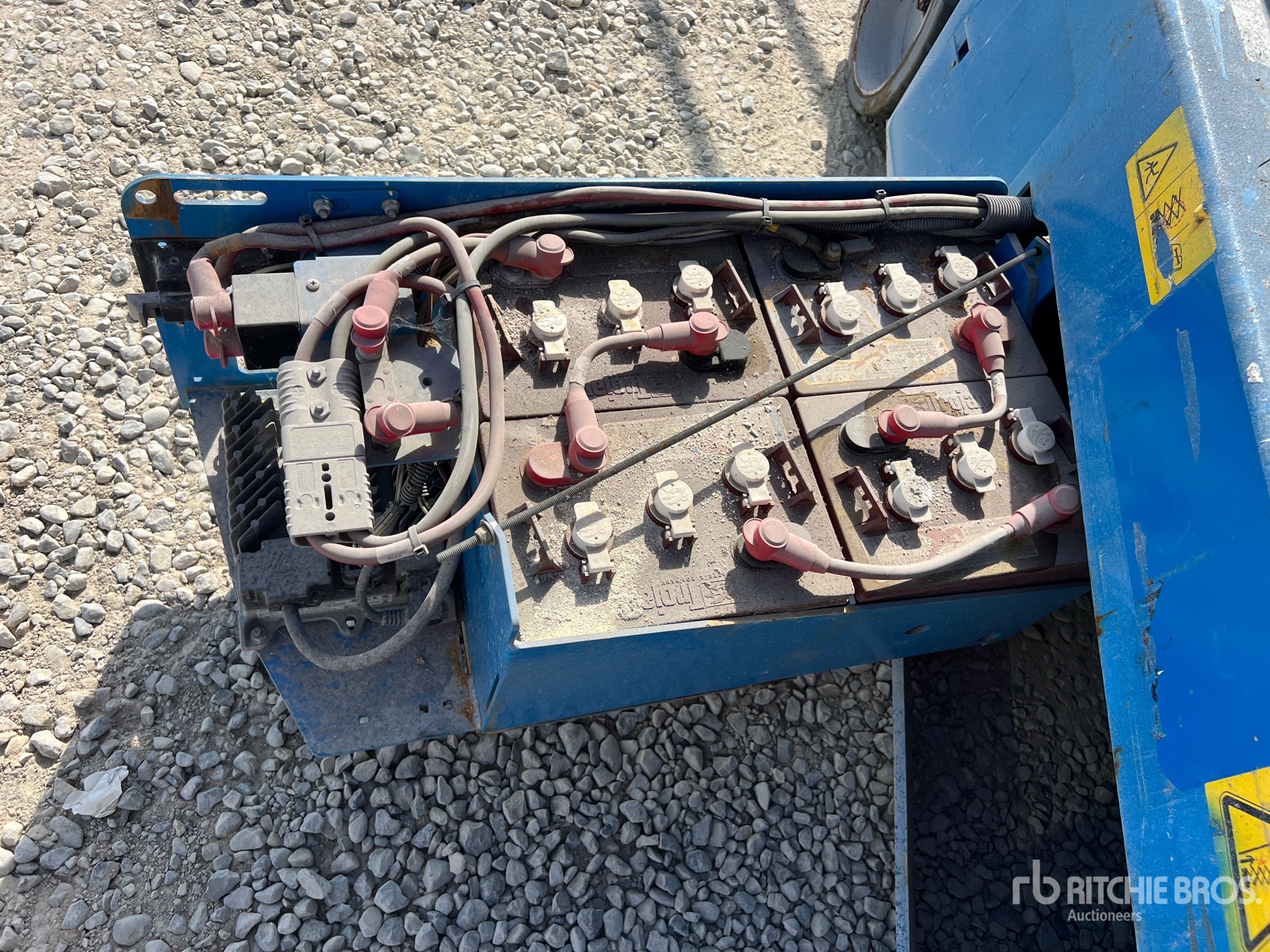2019 Genie GS-3246