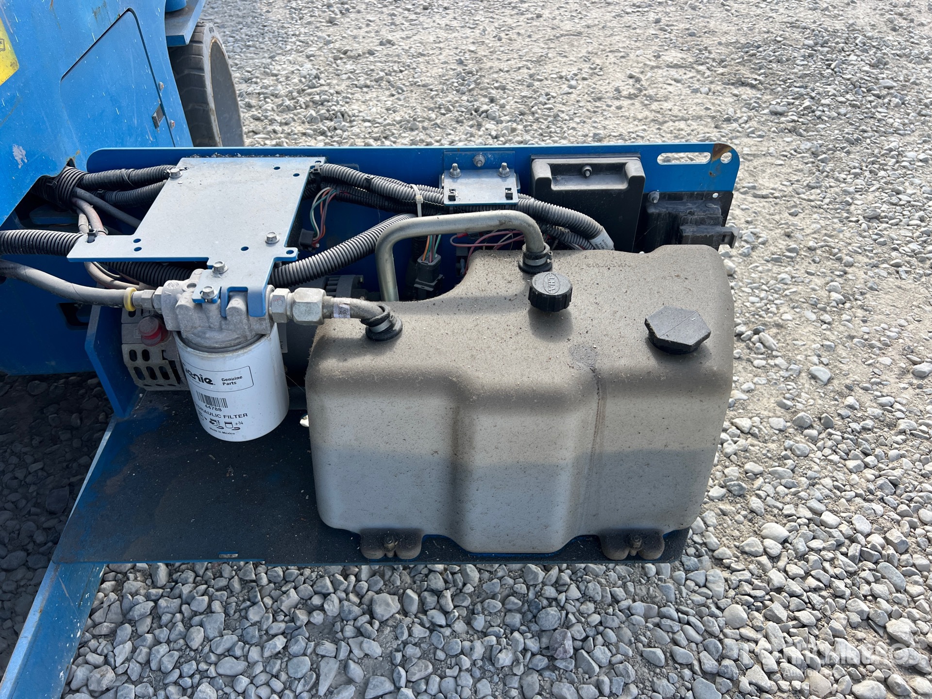 2019 Genie GS-3246