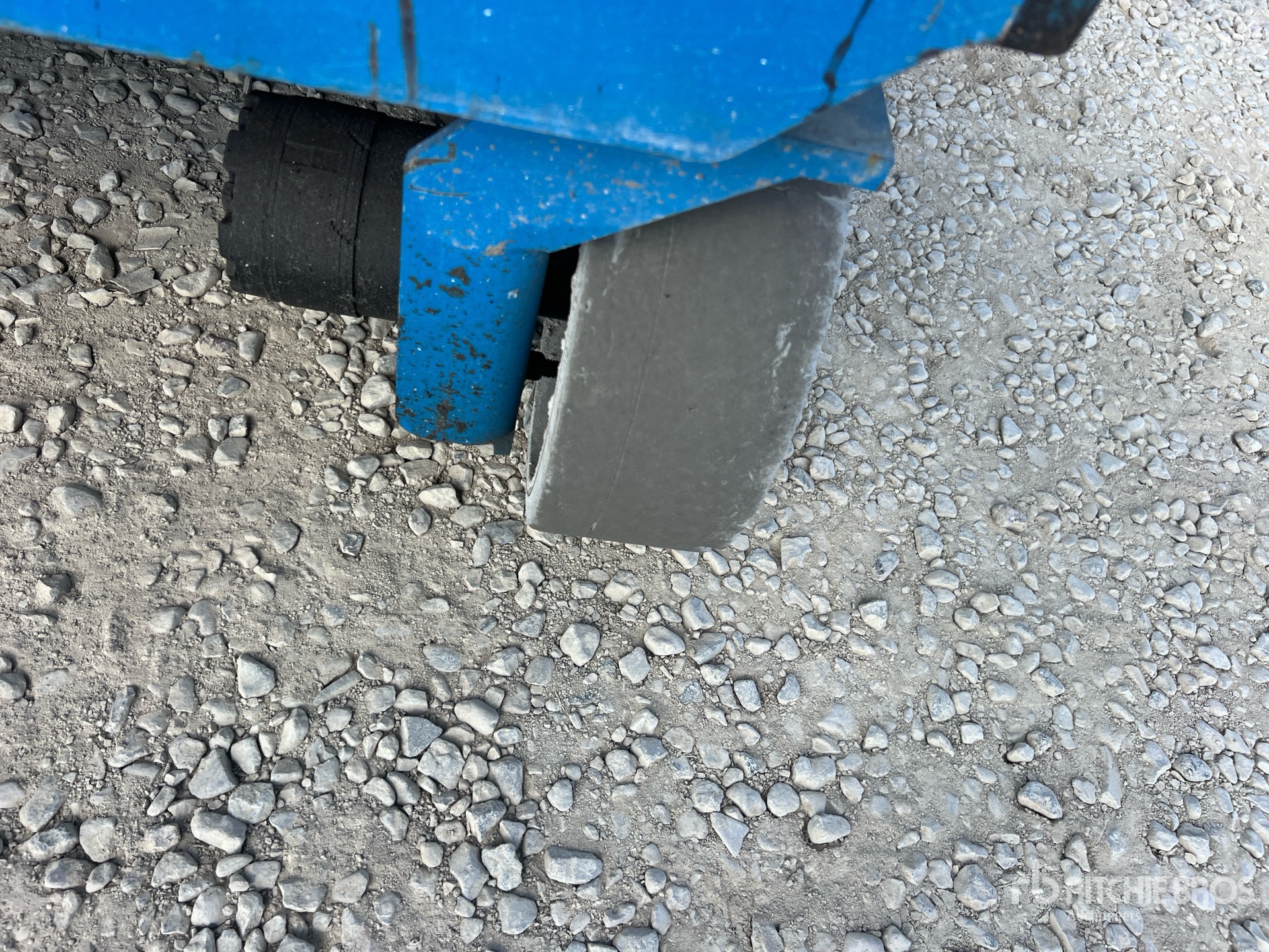 2019 Genie GS-3246