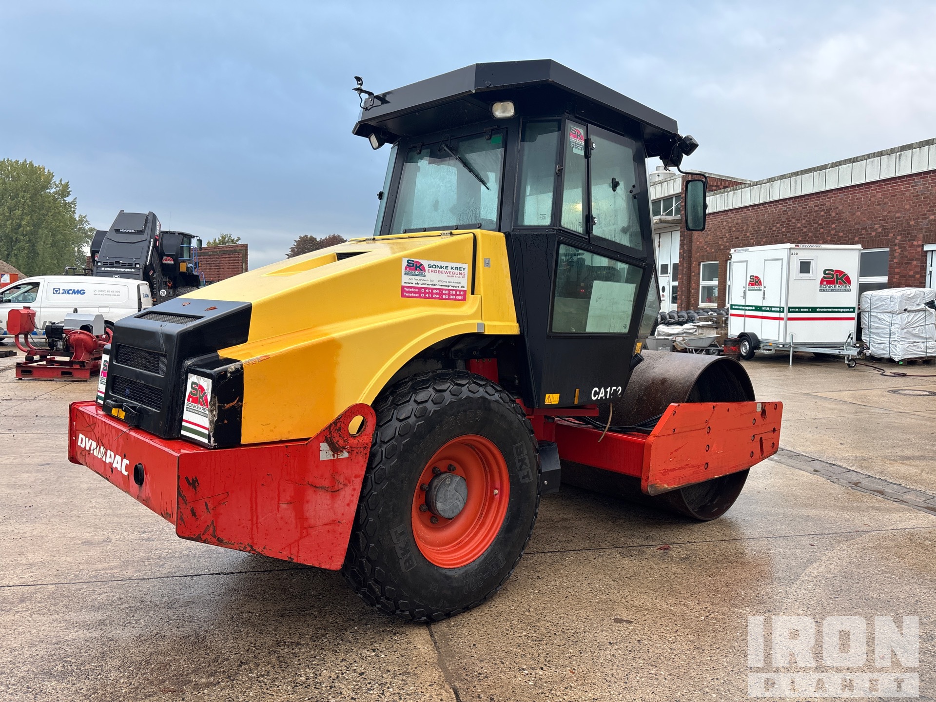 2011 Dynapac CA152D
