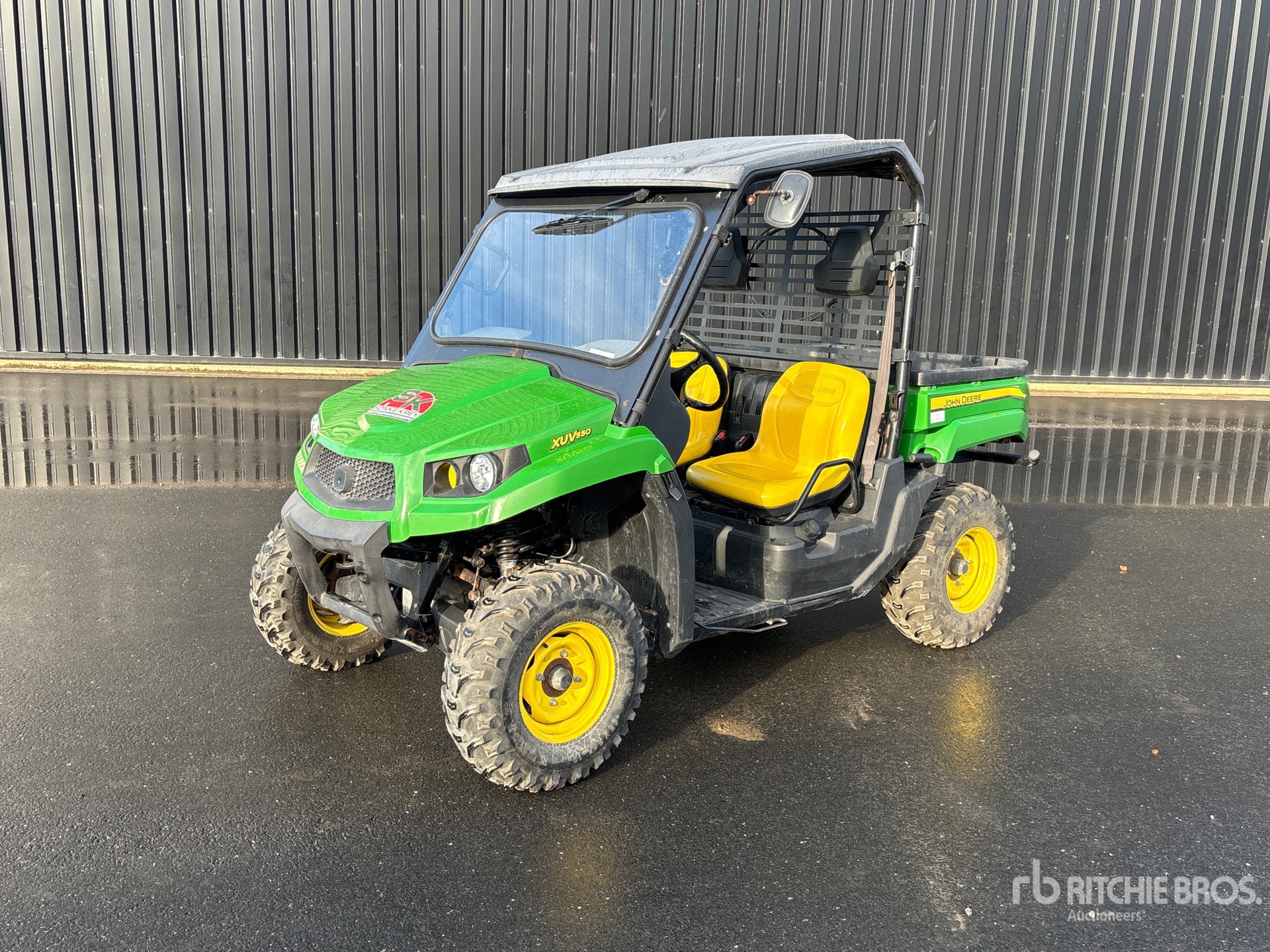 Photo of 2015 John Deere GATOR XUV 550