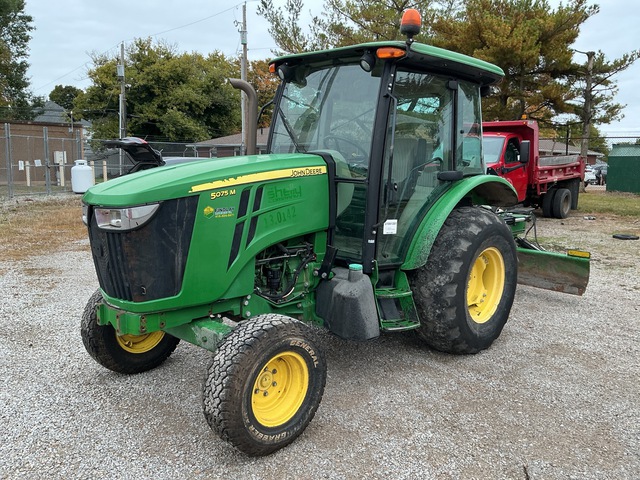 2016 John Deere 5075M 2WD Utility Tractor 2016 John Deere 5075M 2WD Utility Tractor