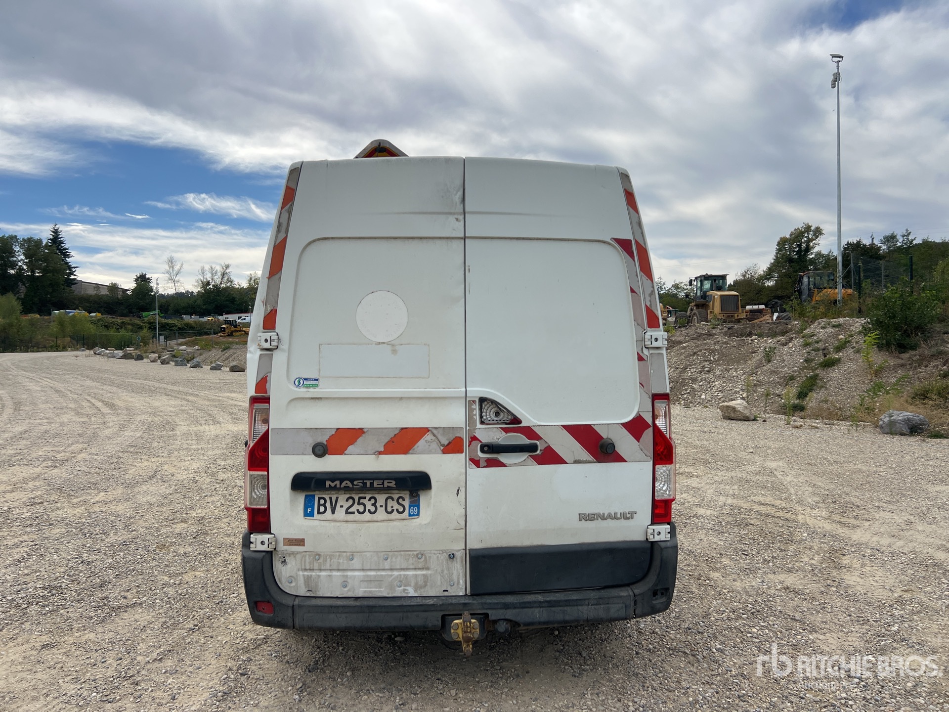 2011 Renault MASTER DCI125 F