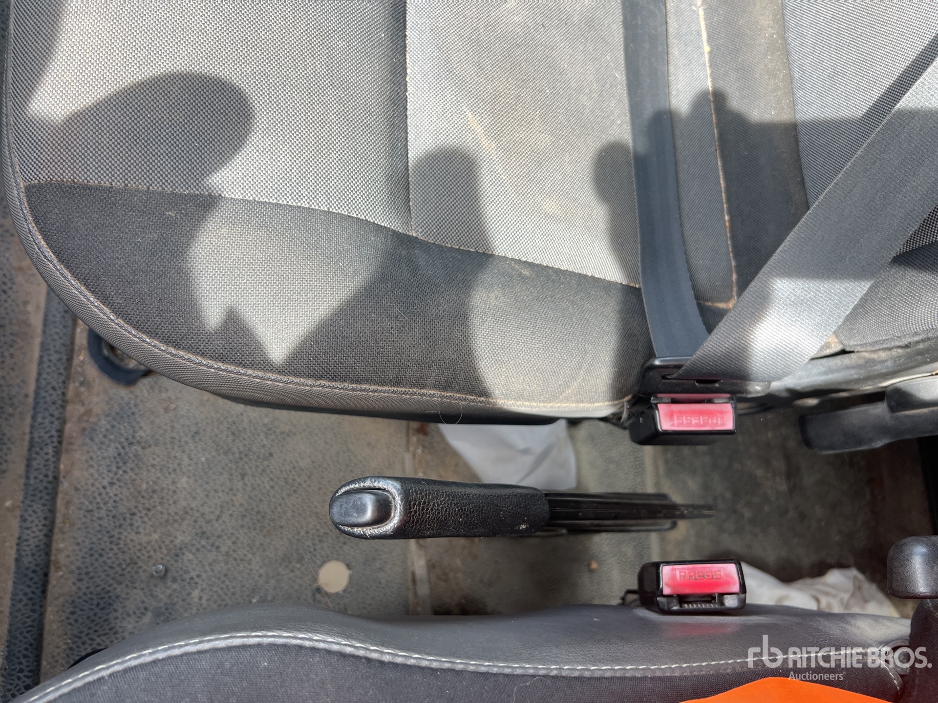 2014 Renault MASTER DCI 125