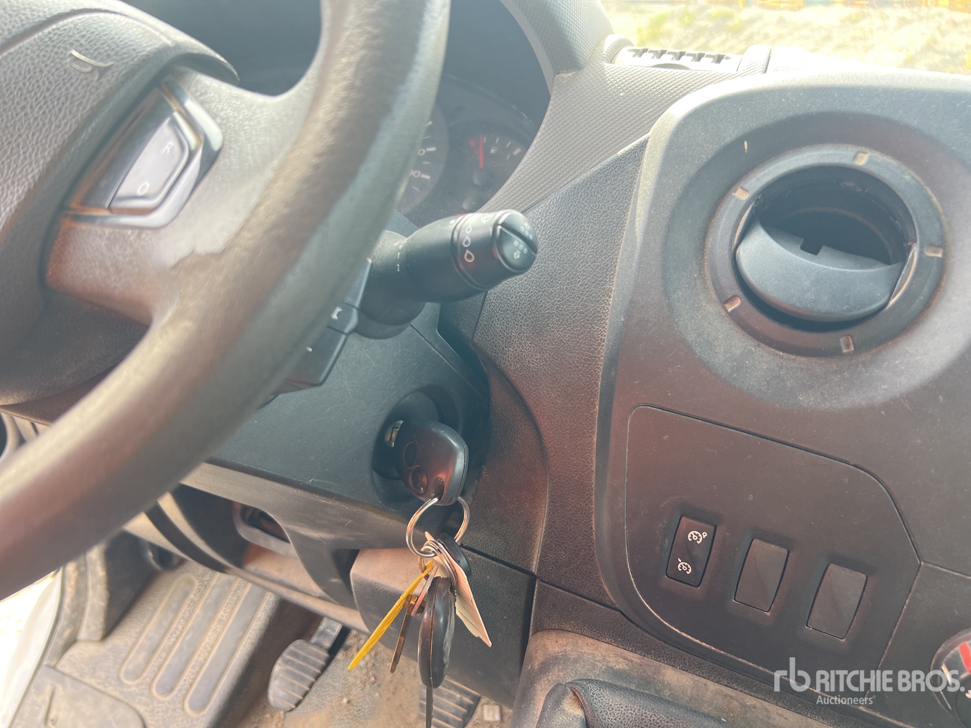 2014 Renault MASTER DCI 125
