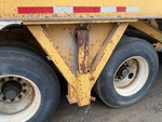 Carrier with Stabilizer Jacks