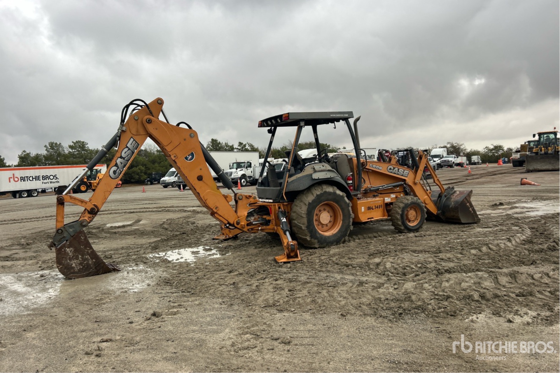 2014 Case 580N