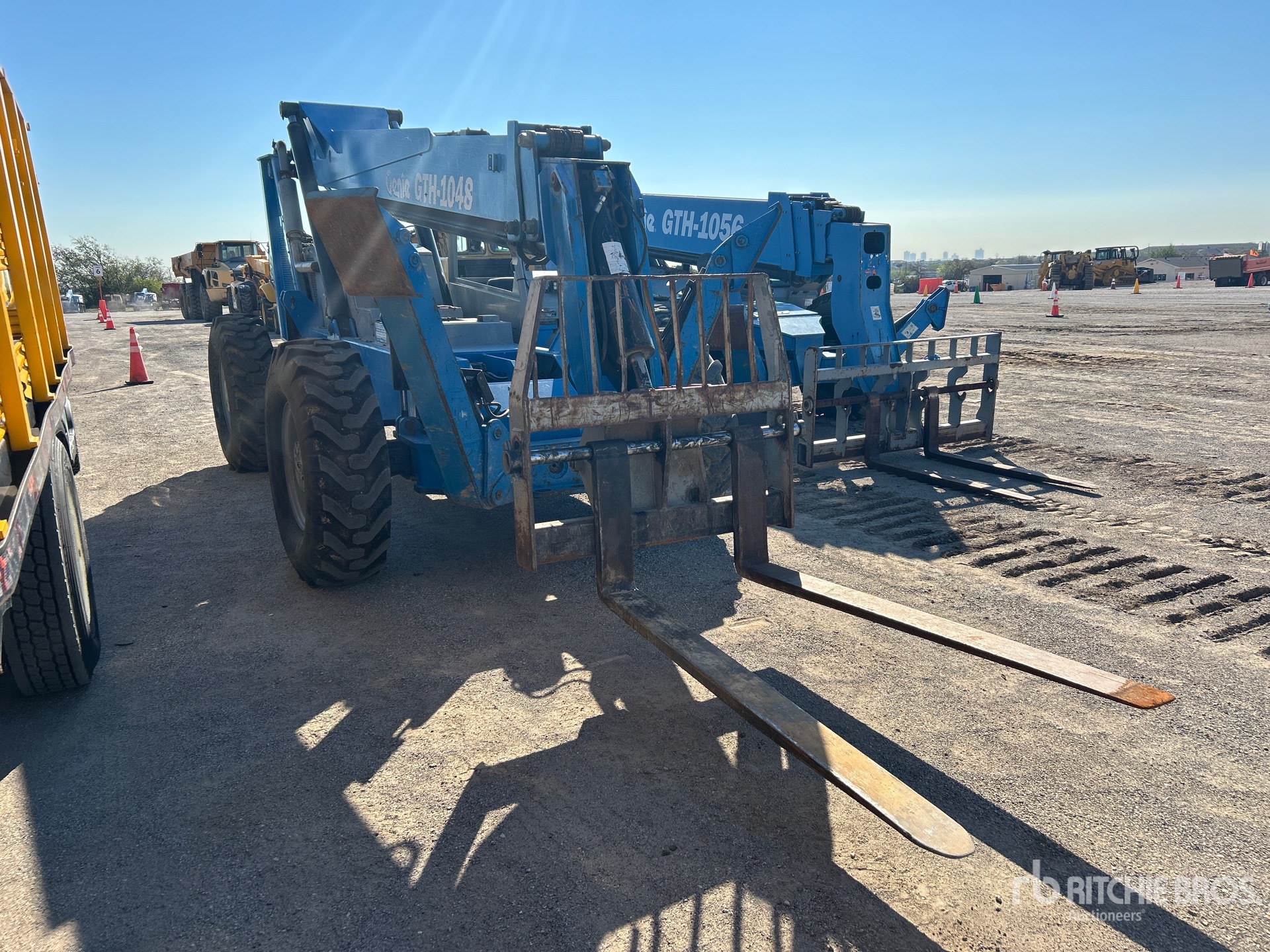 2006 Genie GTH1048