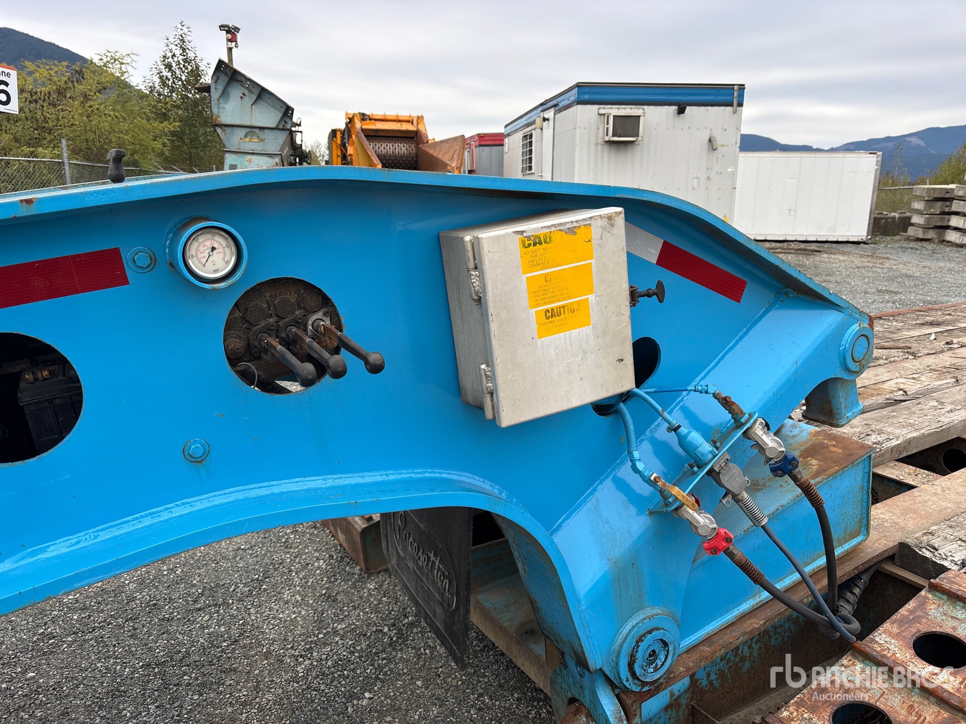 2007 K-Line TRI/A REMOVABLE GOOSENECK
