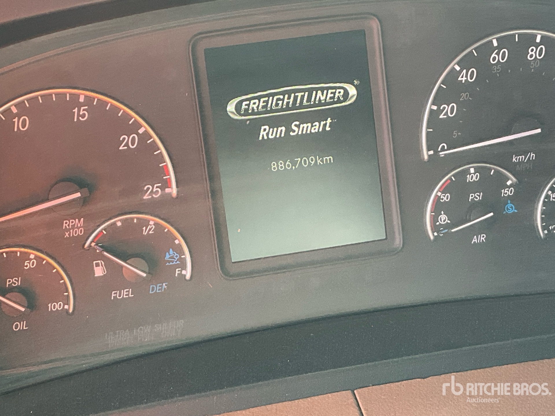 2022 Freightliner CASCADIA 126