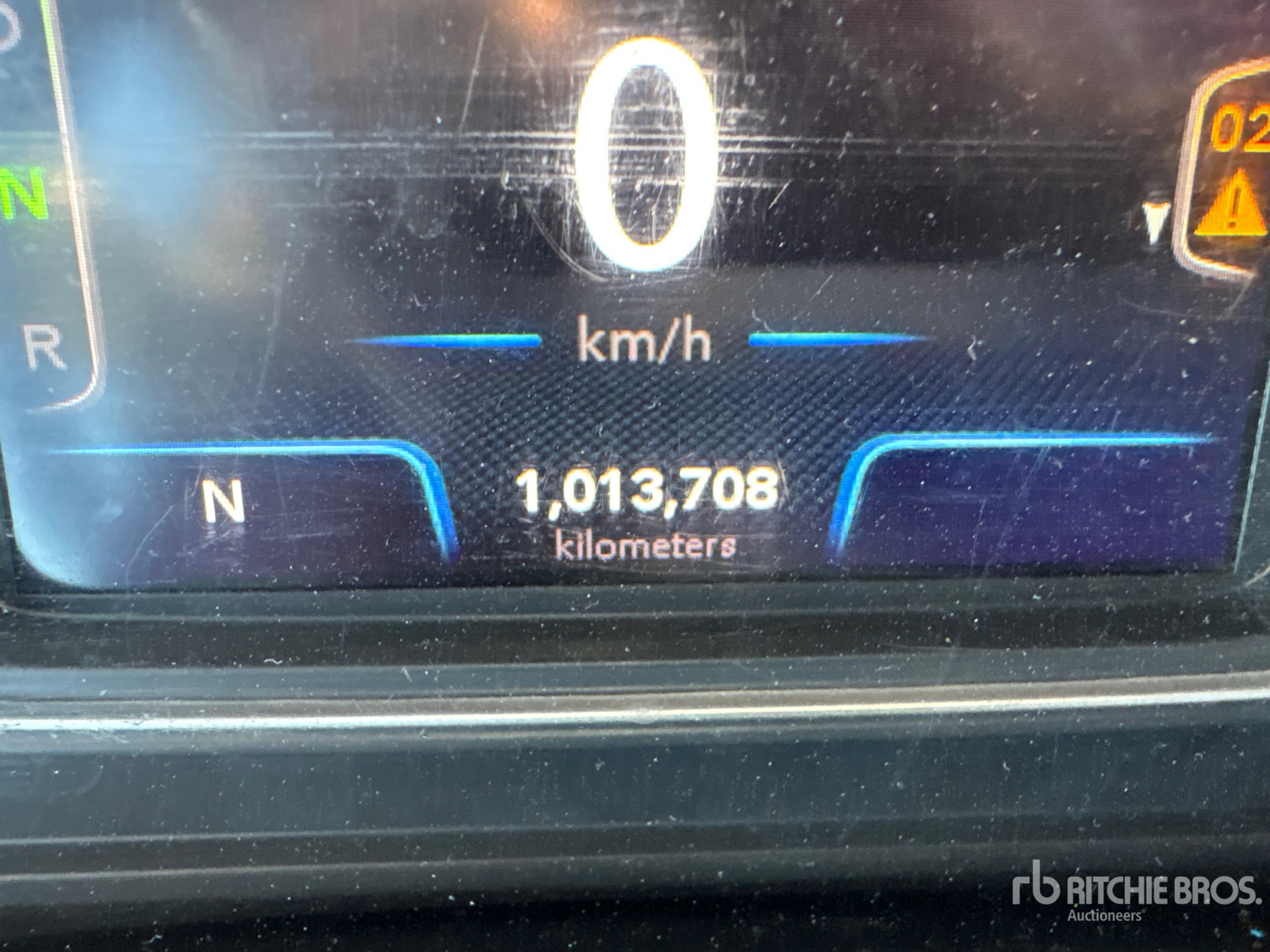 2023 International LT625