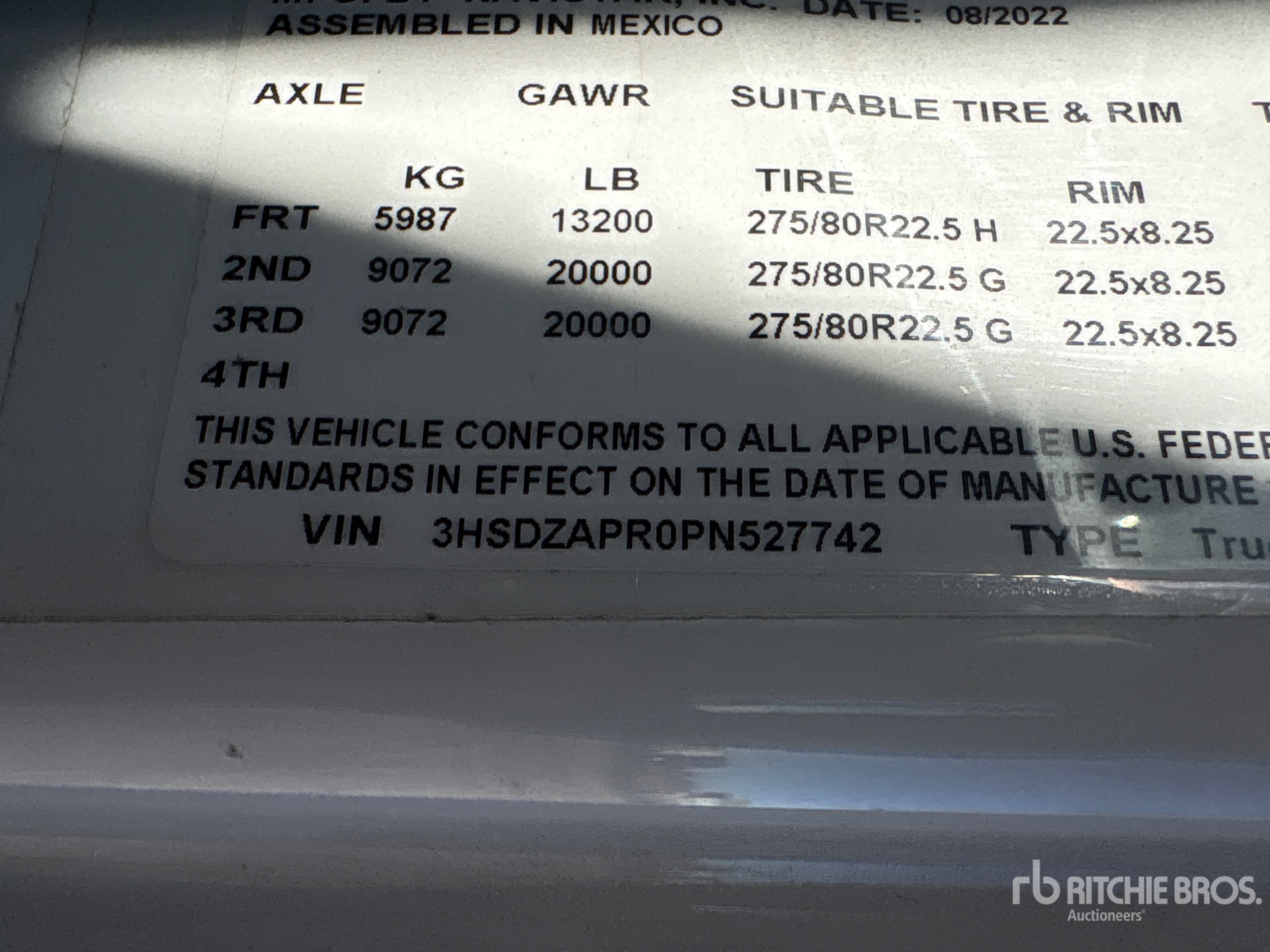2023 International LT625