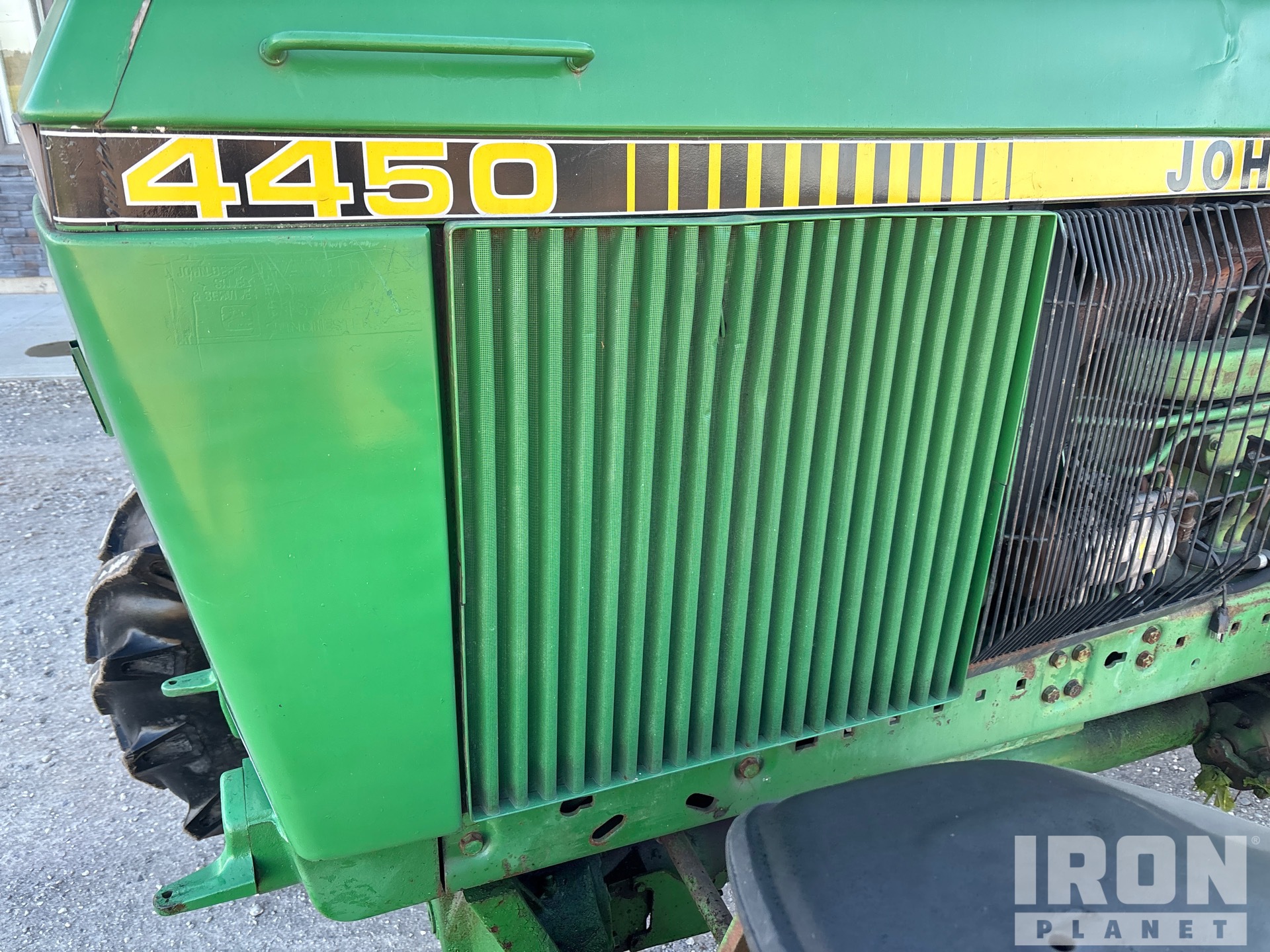 1986 John Deere 4450