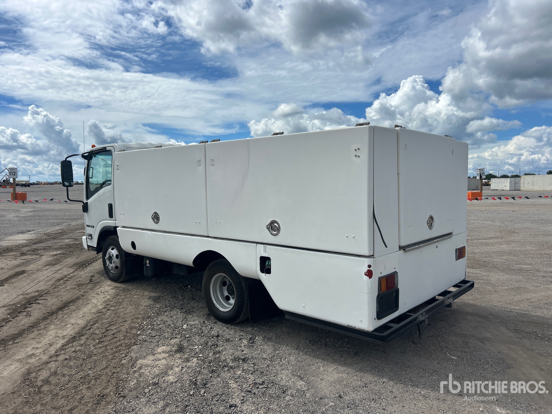 2017 Isuzu NPR