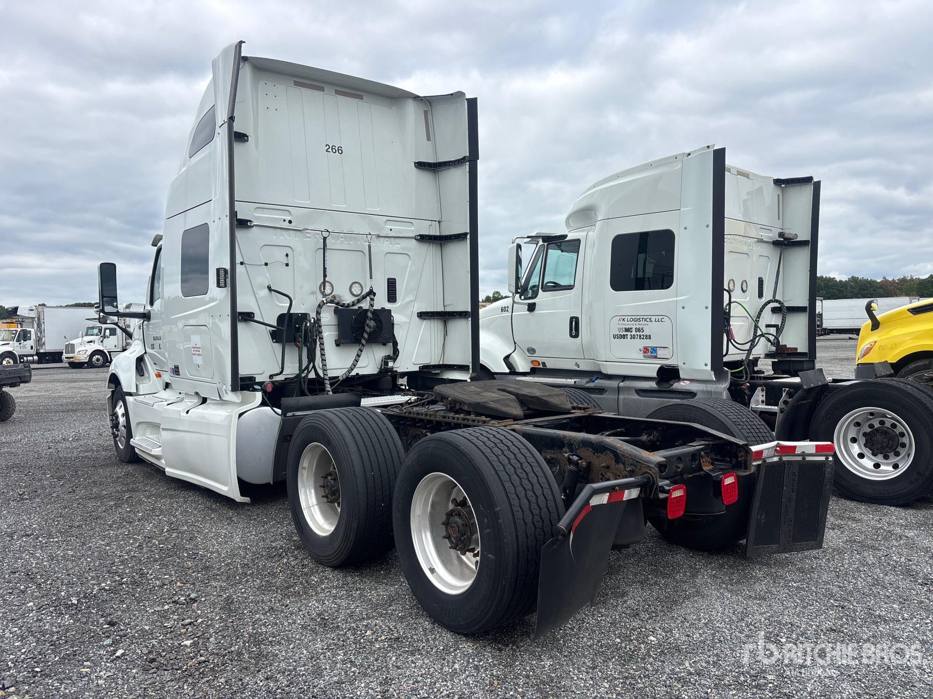 2019 International LT625