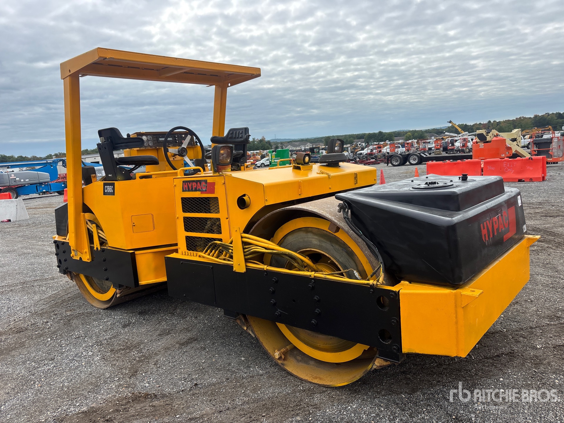 2000 Hypac C766C