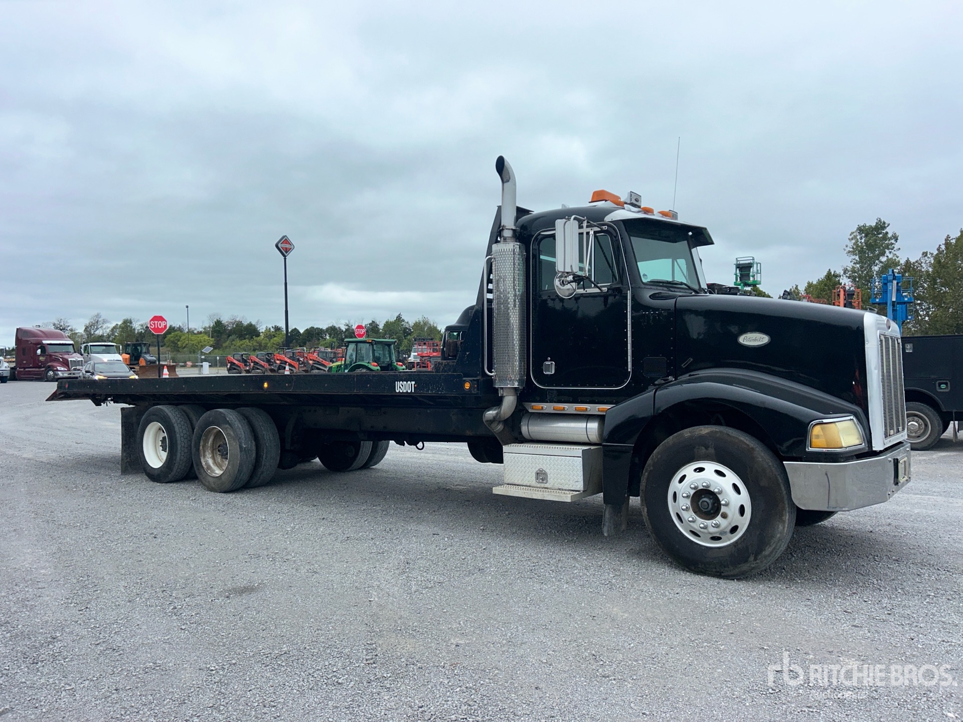 1999 Peterbilt 385