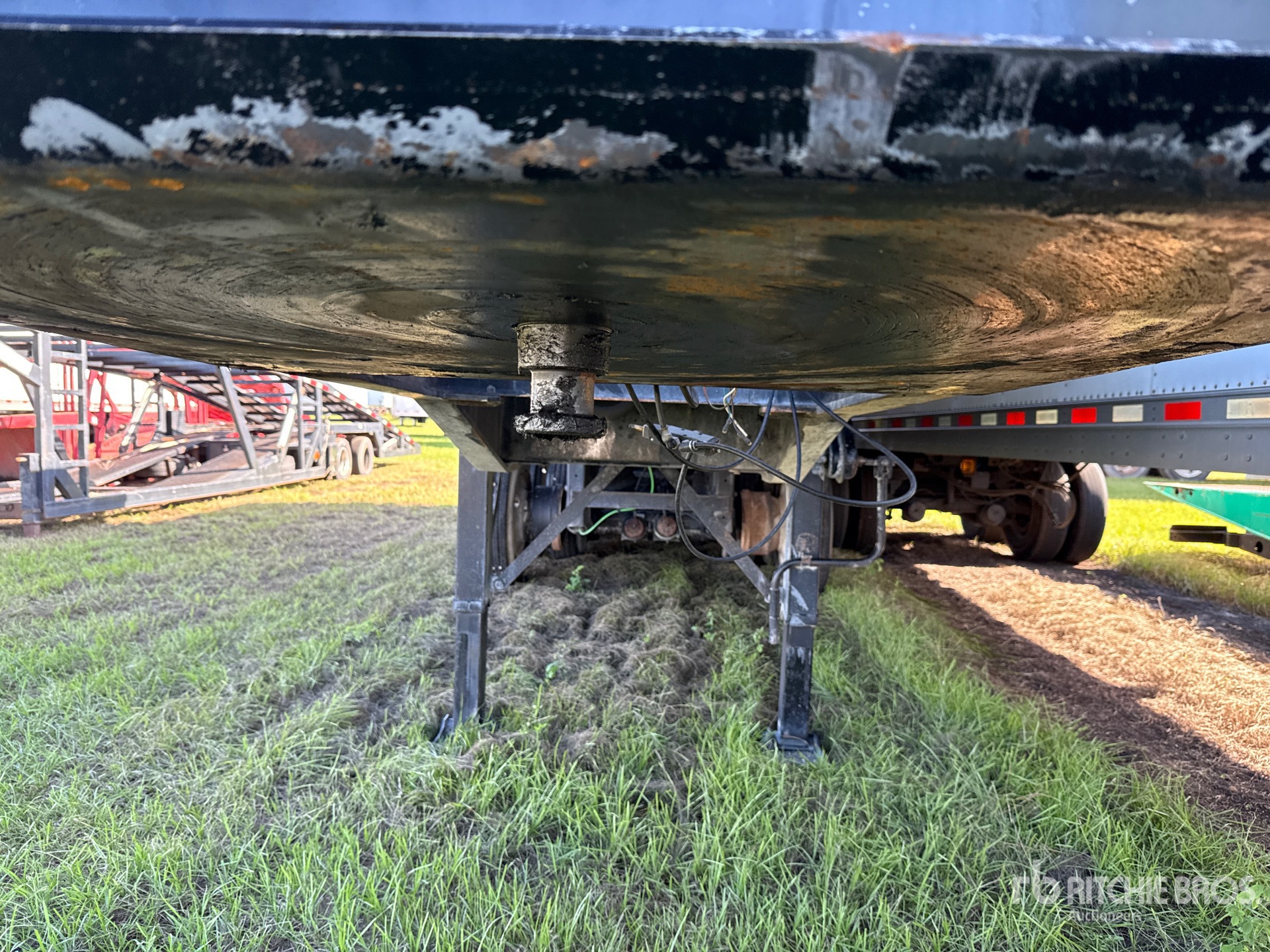 2019 Warren 30 FT 6 IN TRI/A