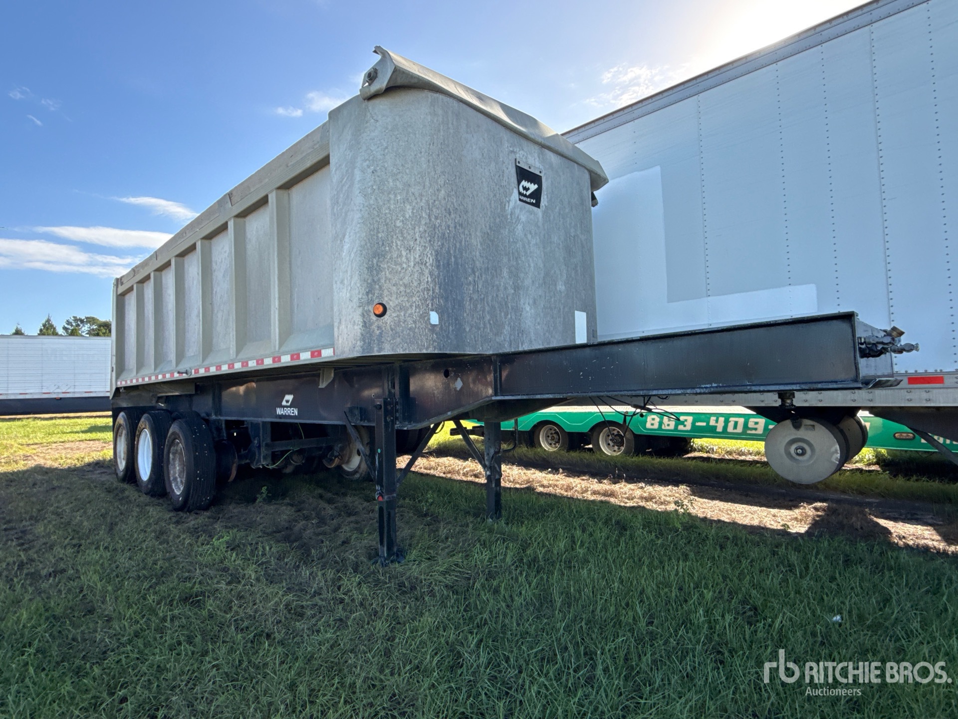 2019 Warren 30 FT 6 IN TRI/A
