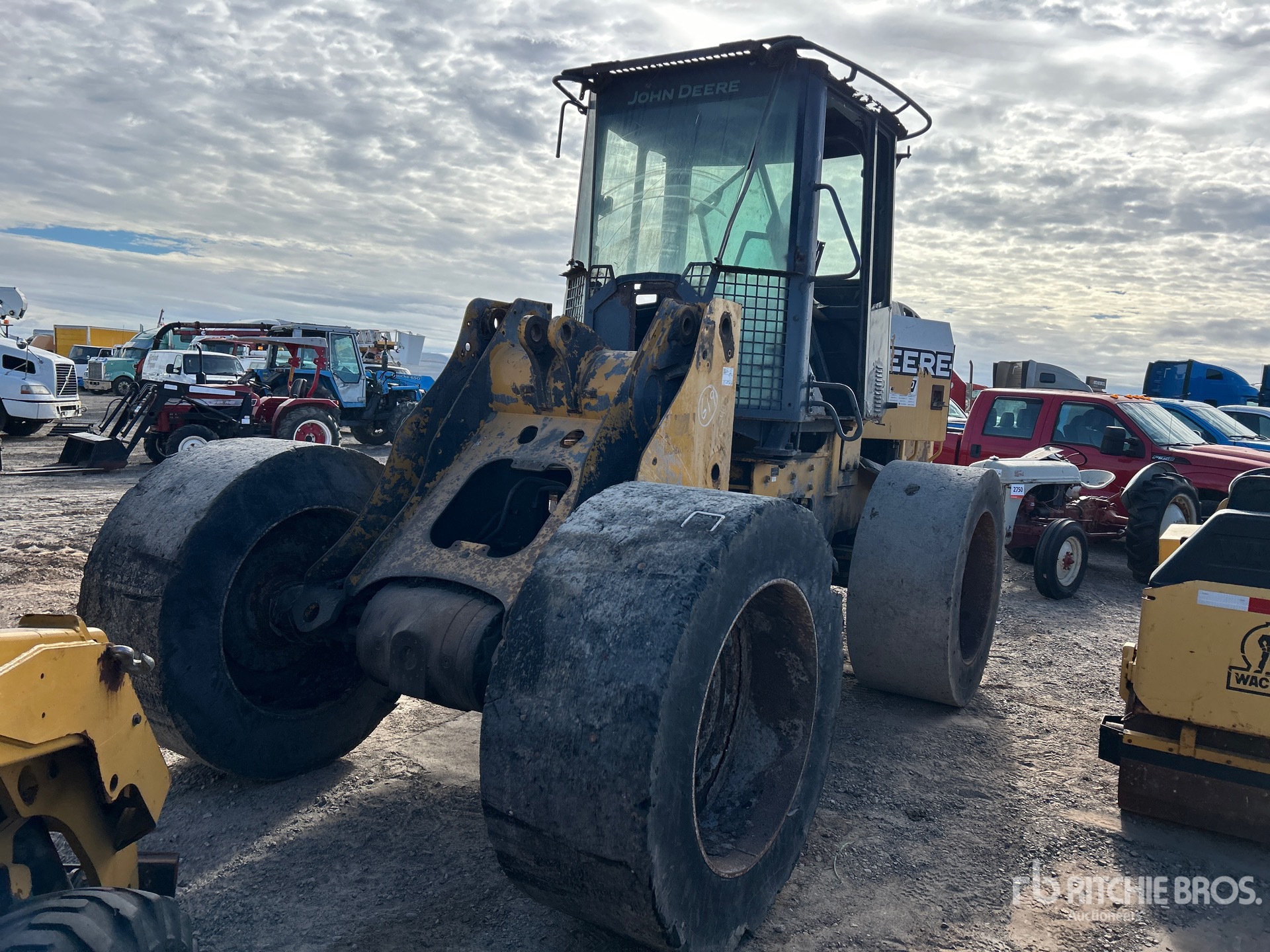 Photo of 2017 John Deere 544K
