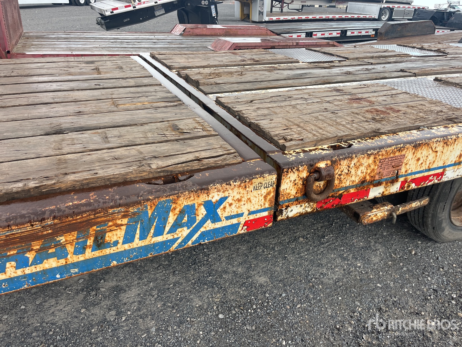 Trailmax 30 ft T/A