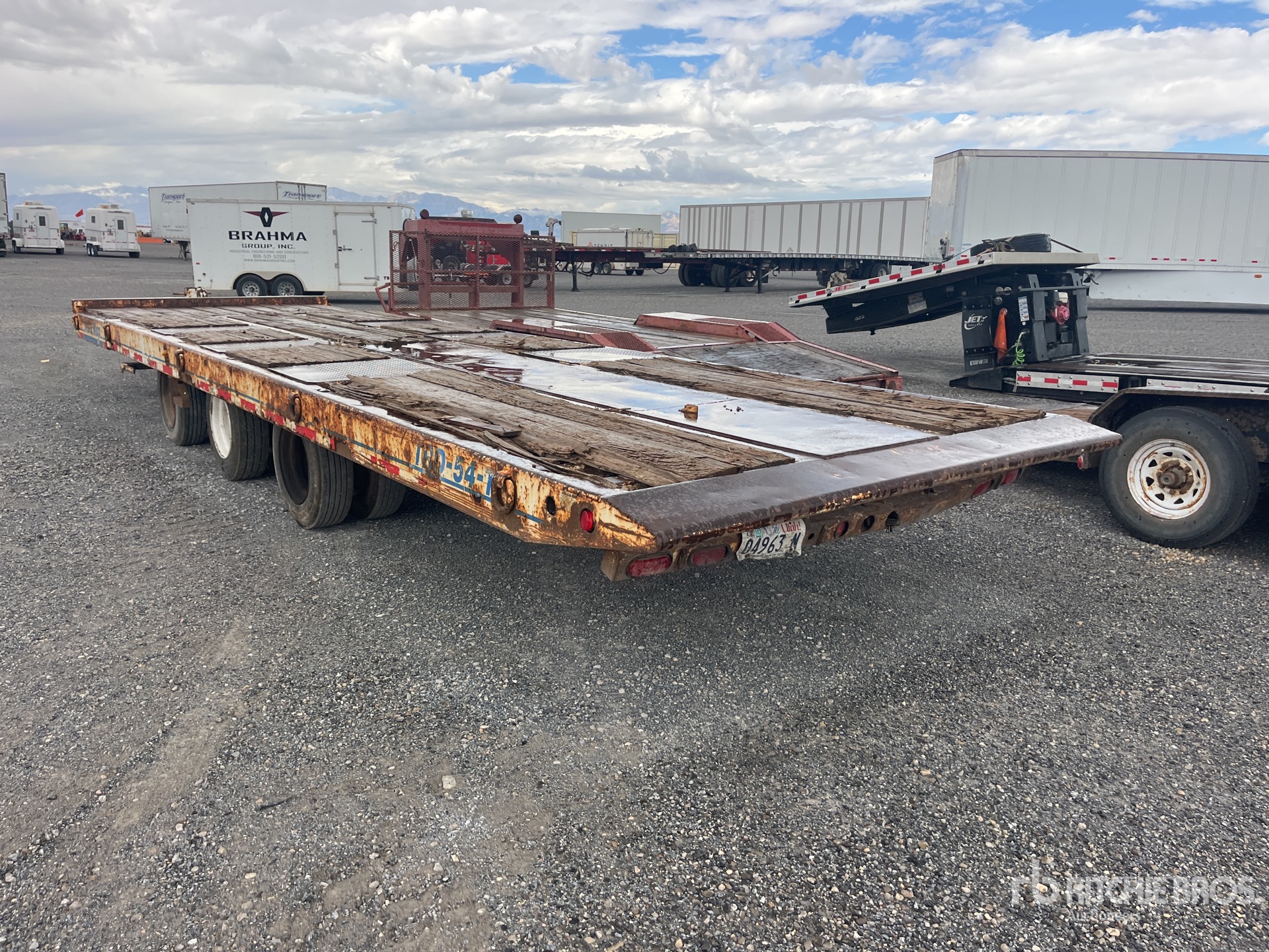 Trailmax 30 ft T/A