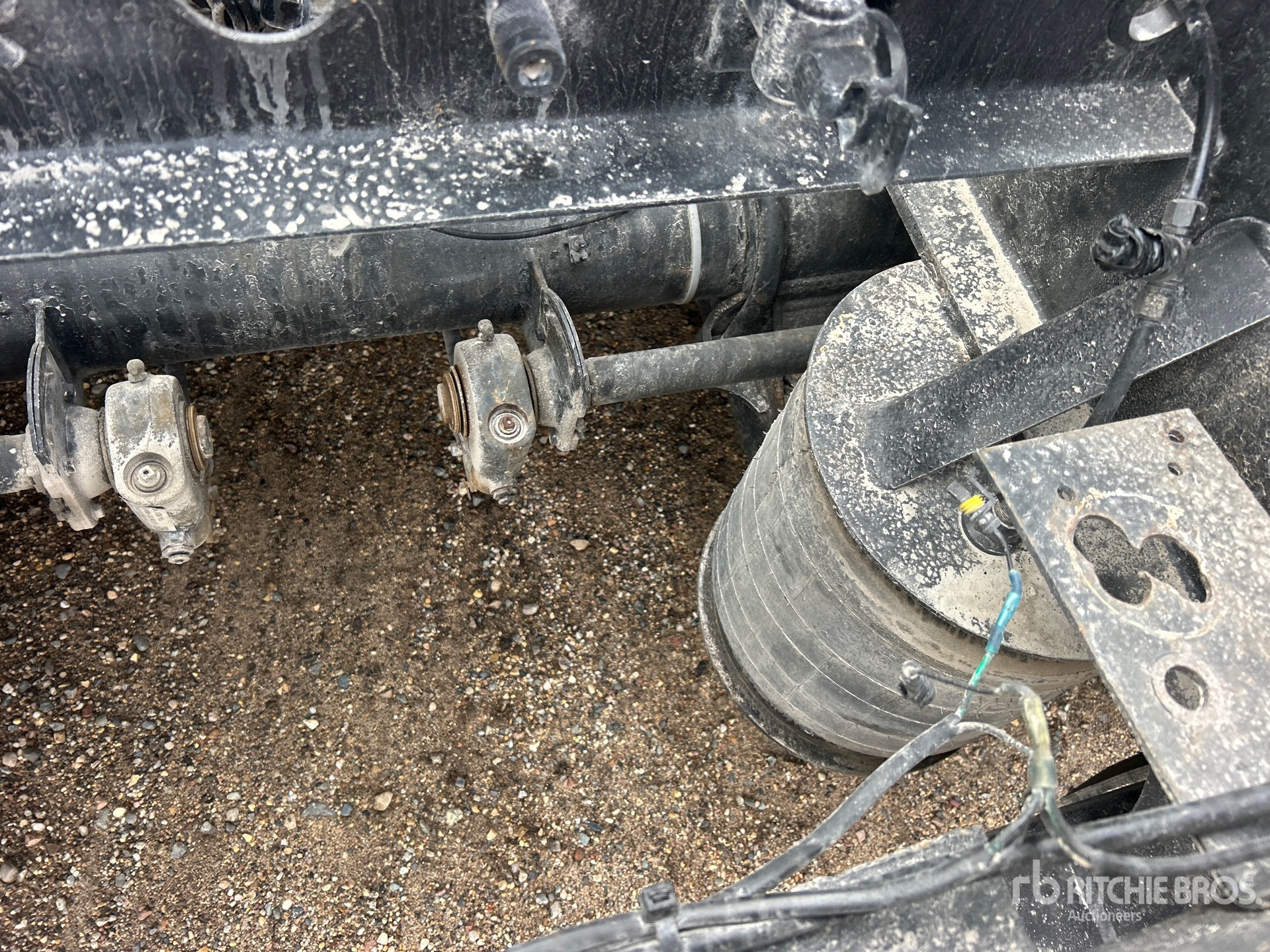 2002 Trail King T/A 53 ft Extendable Removable  ...