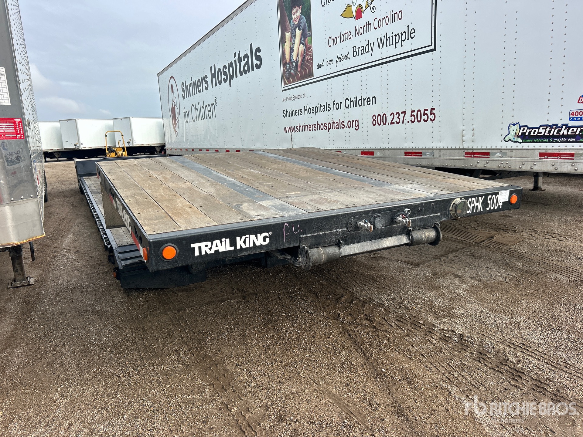 2002 Trail King T/A 53 ft Extendable Removable  ...