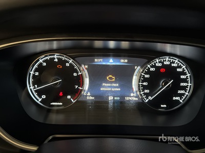 General Appearance with Hour Meter / Odometer