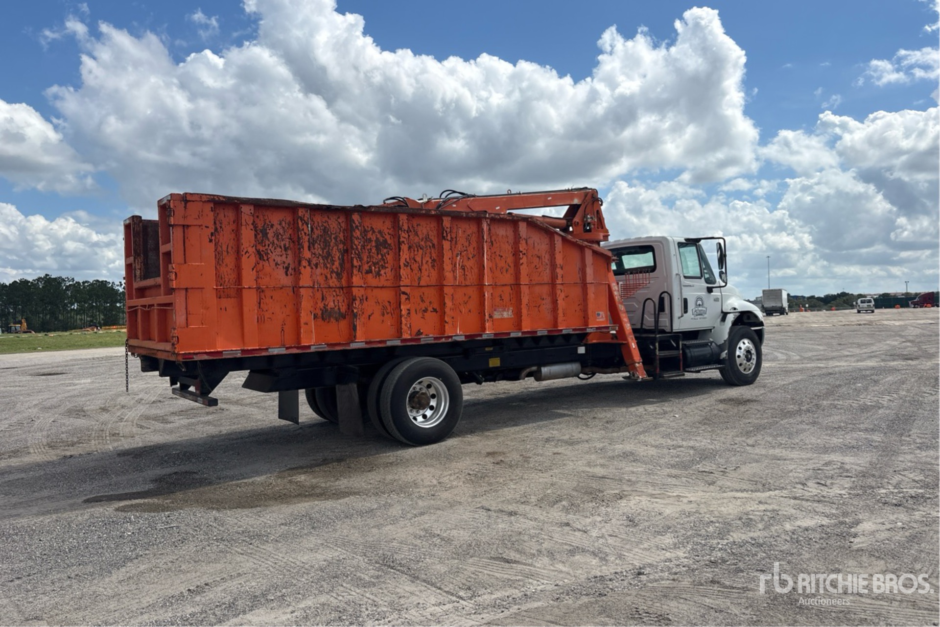2006 International 4400