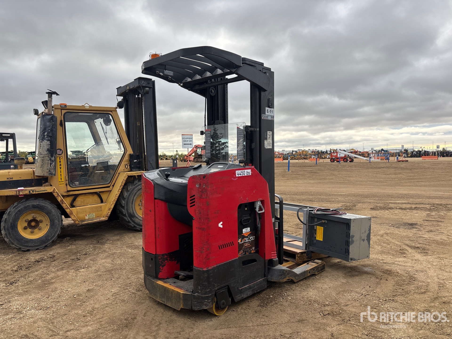 2010 Raymond 740 R45TT