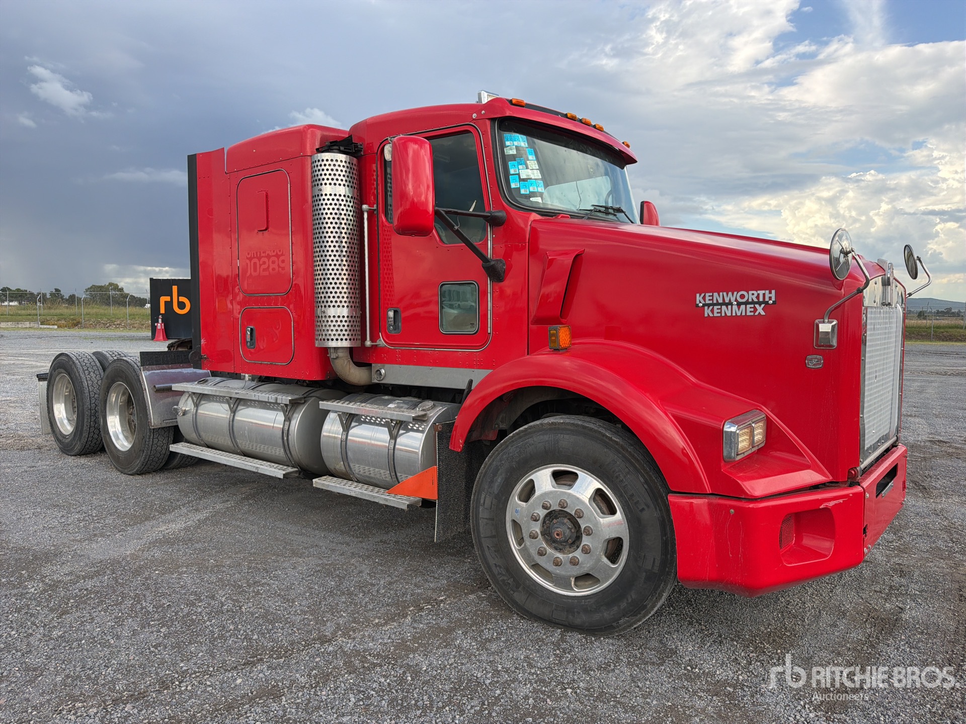 2016 Kenworth T800