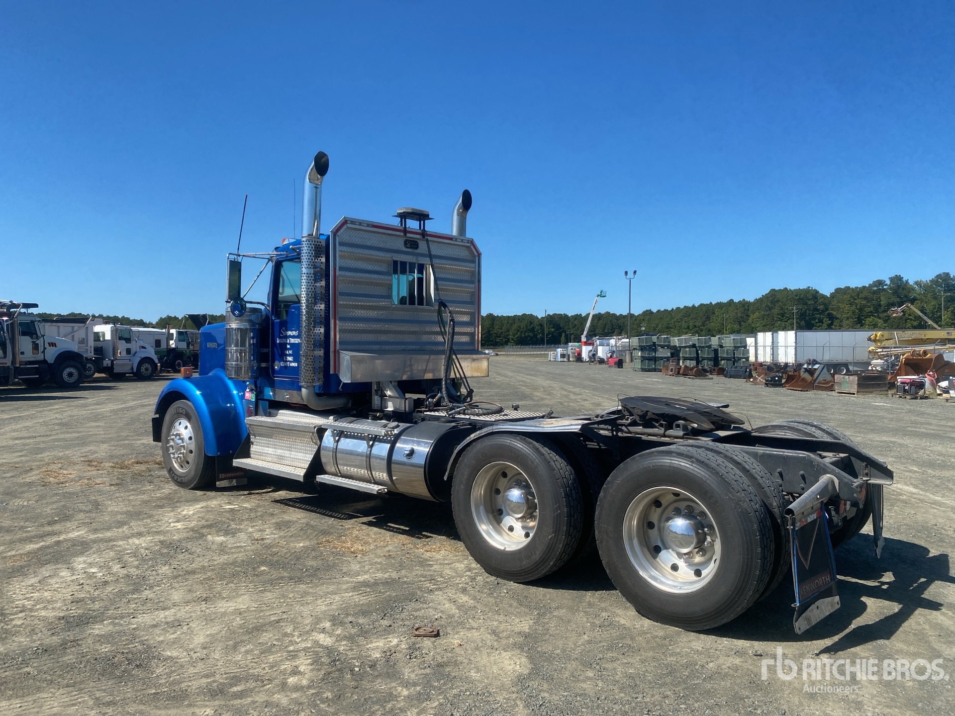 2020 Kenworth W900