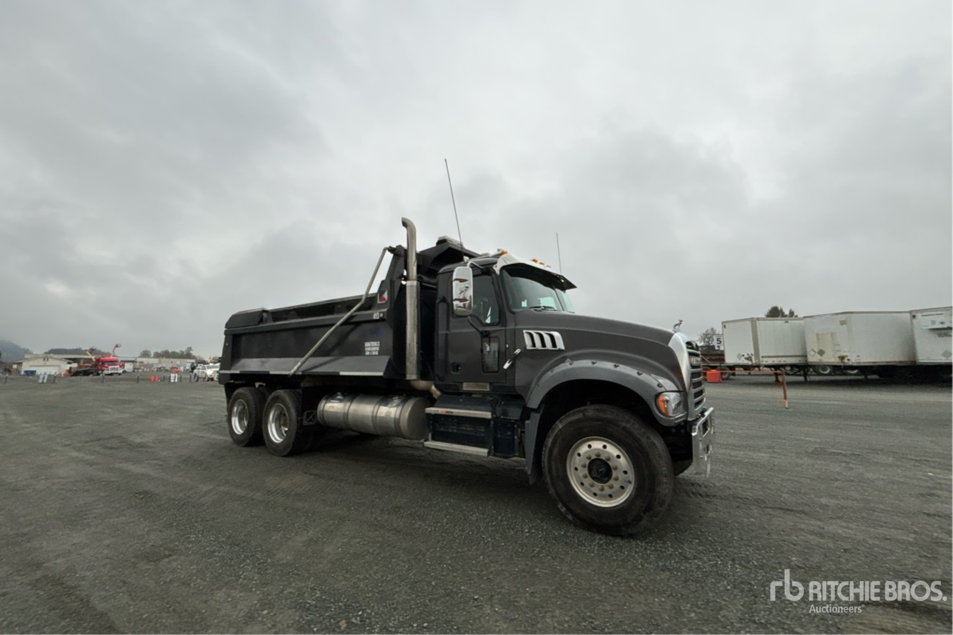 2024 Mack GRANITE