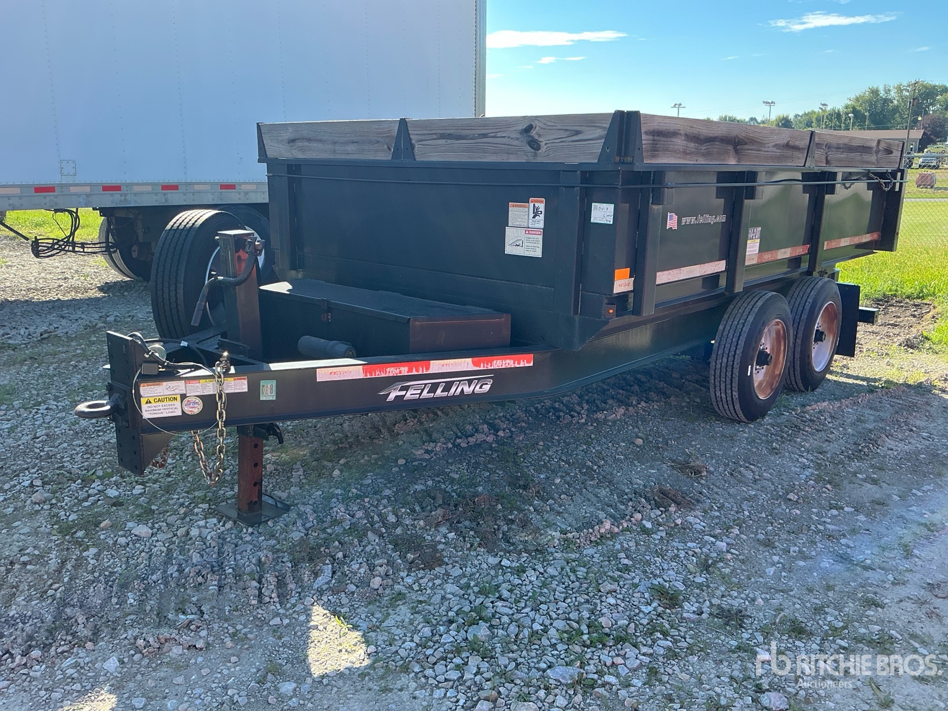 Photo of 2019 Felling Trailers, Inc. 12 ft 6 in T/A