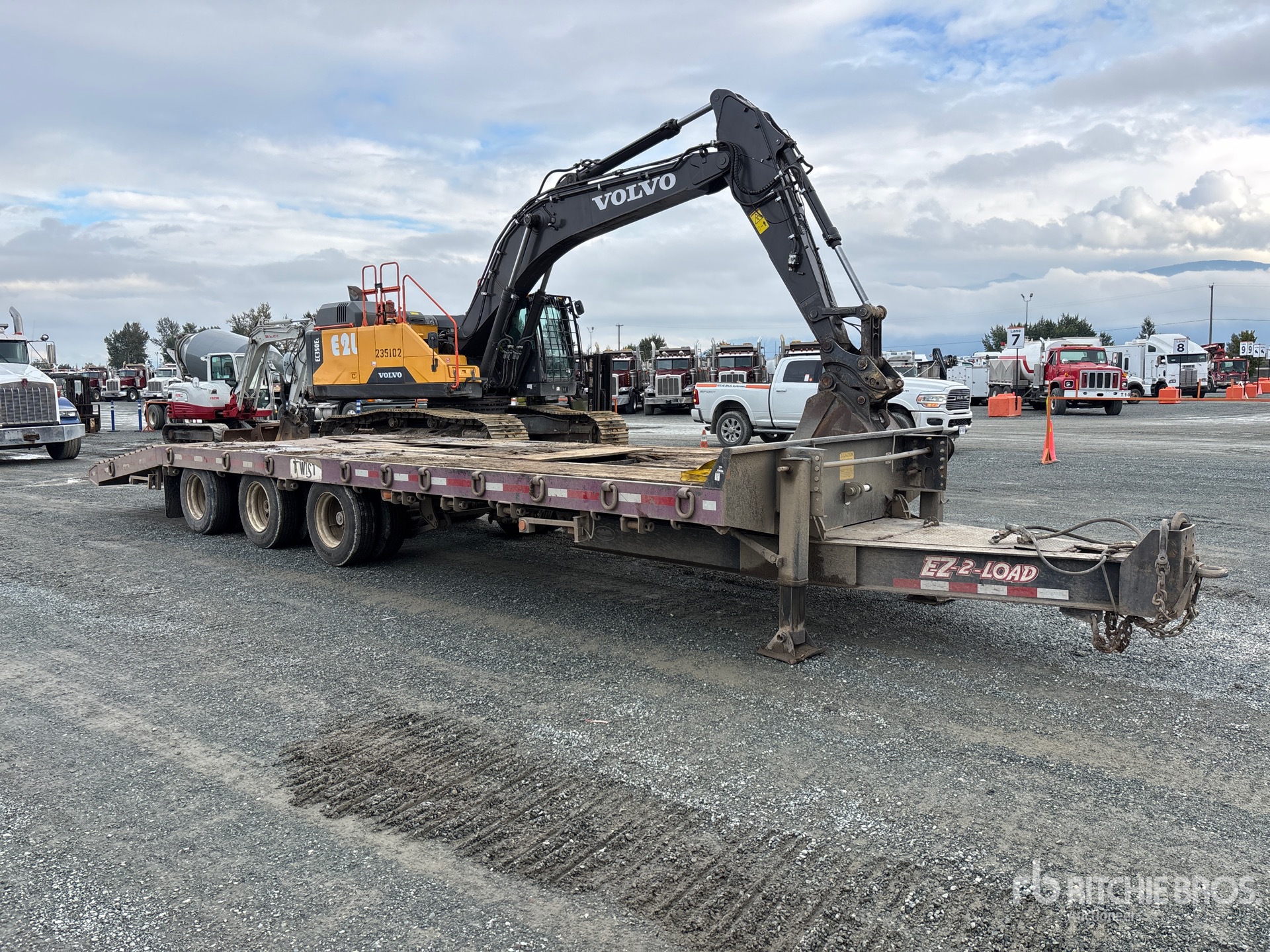 2019 BWS 25 FT TRI/A